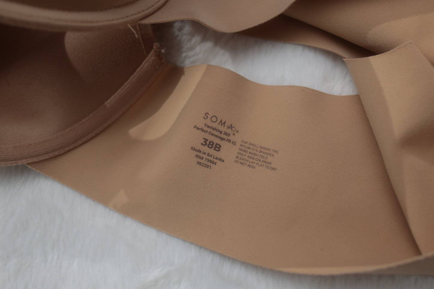 Soma 38B Vanishing 360 Perfect Coverage Front-closure T-shirt Bra Beige