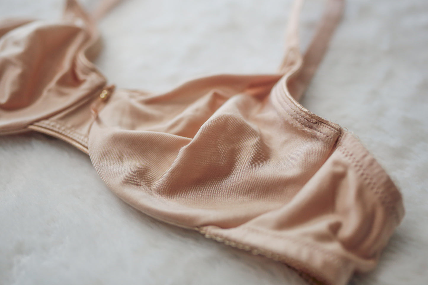 Wacoal 36B 85182 Bodysuede Unpadded Underwire Beige Bra