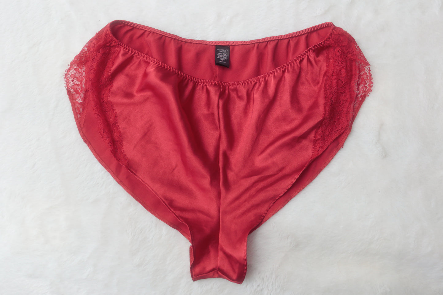 Victoria's Secret Full Back Satin Panties Medium 6 Red