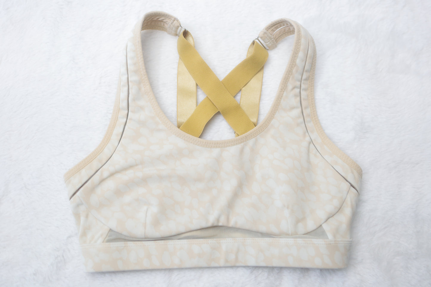 Fabletics Wireless Compression Sports Bra Small Tan