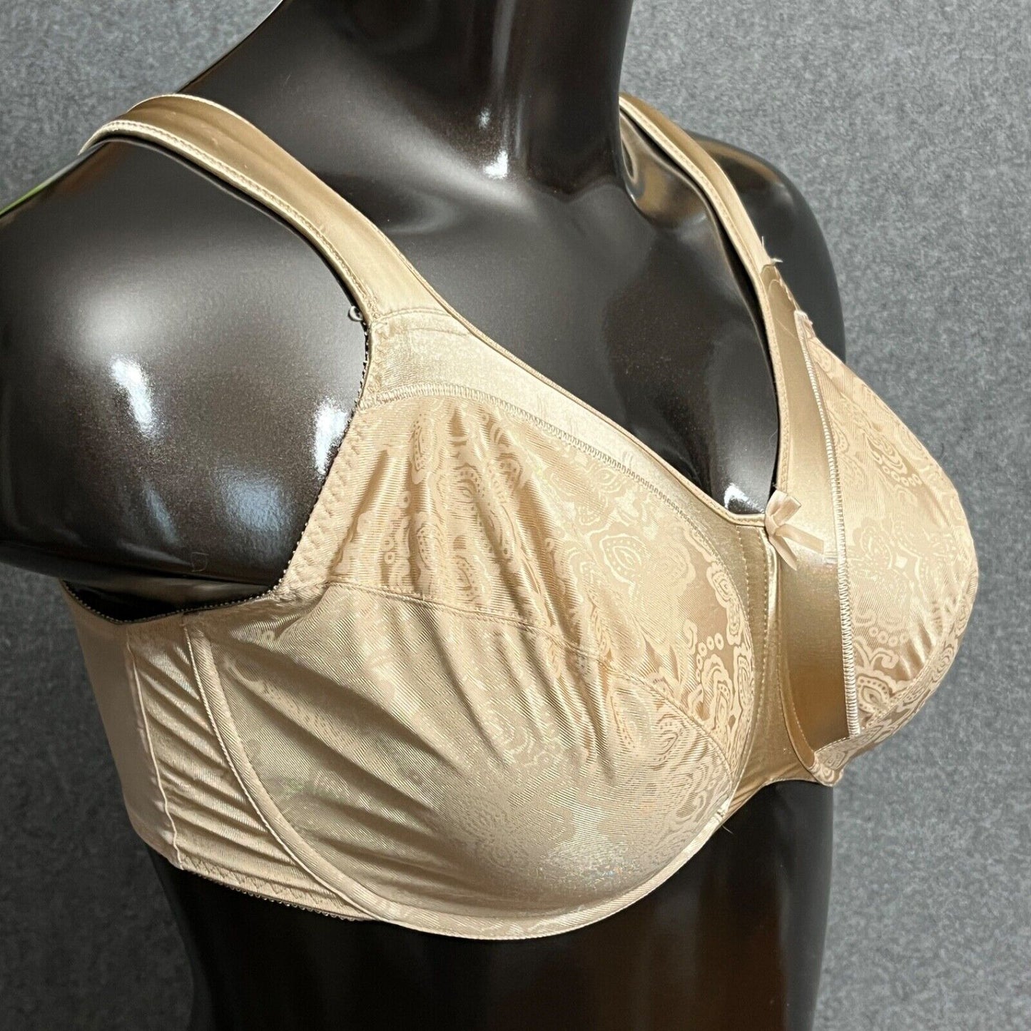 Bali 38DDD Satin Tracings Minimizer Full Figure Underwire Bra
