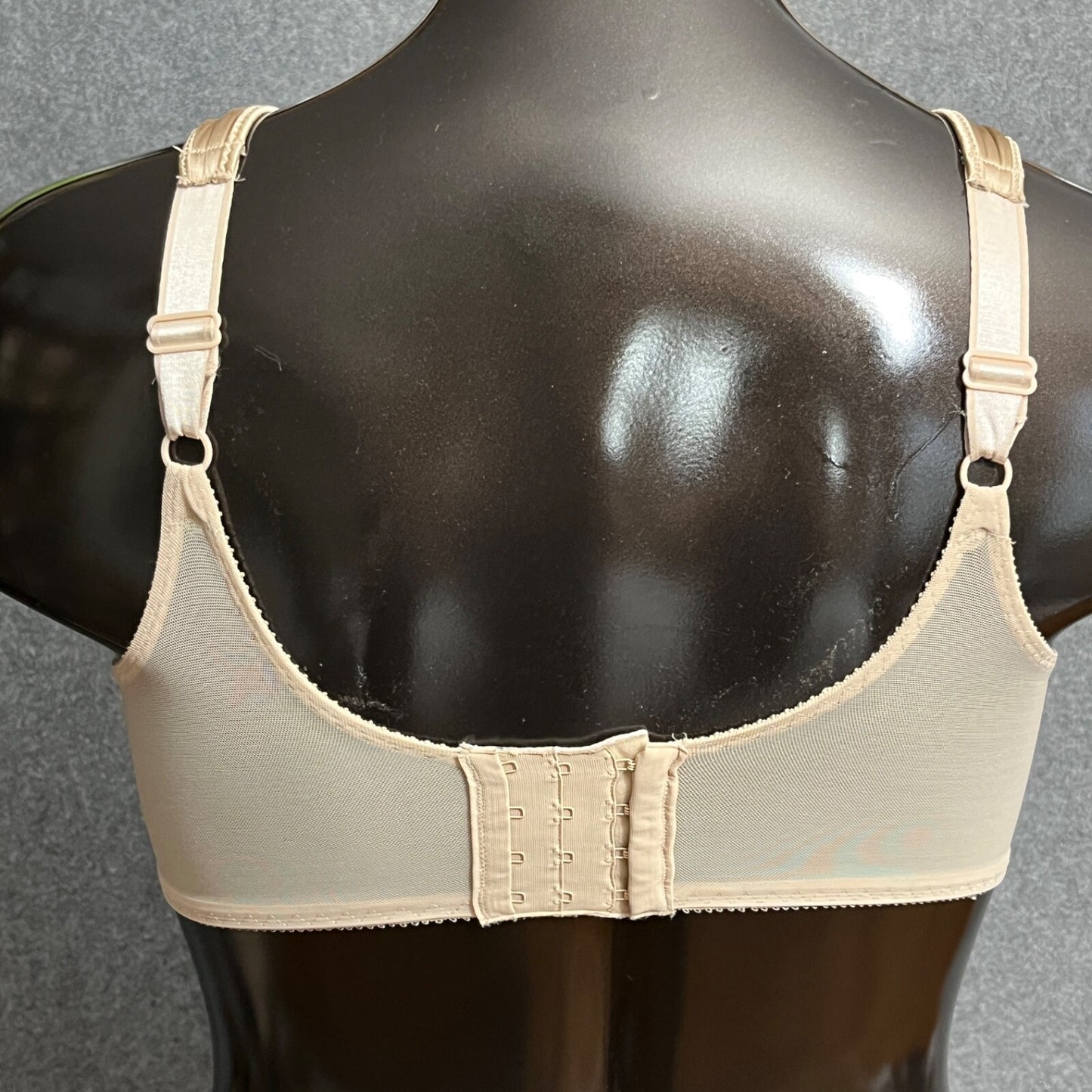 Bali 38DDD Satin Tracings Minimizer Full Figure Underwire Bra