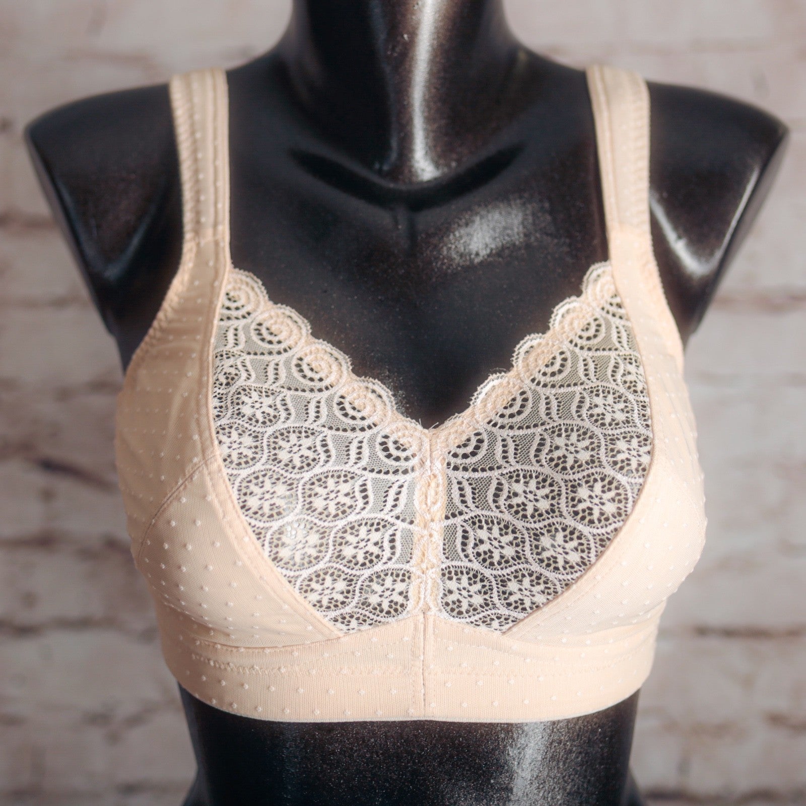 Swegmark Unlined Breathable Wireless Cotton Lace Swedish Bra 34D Beige