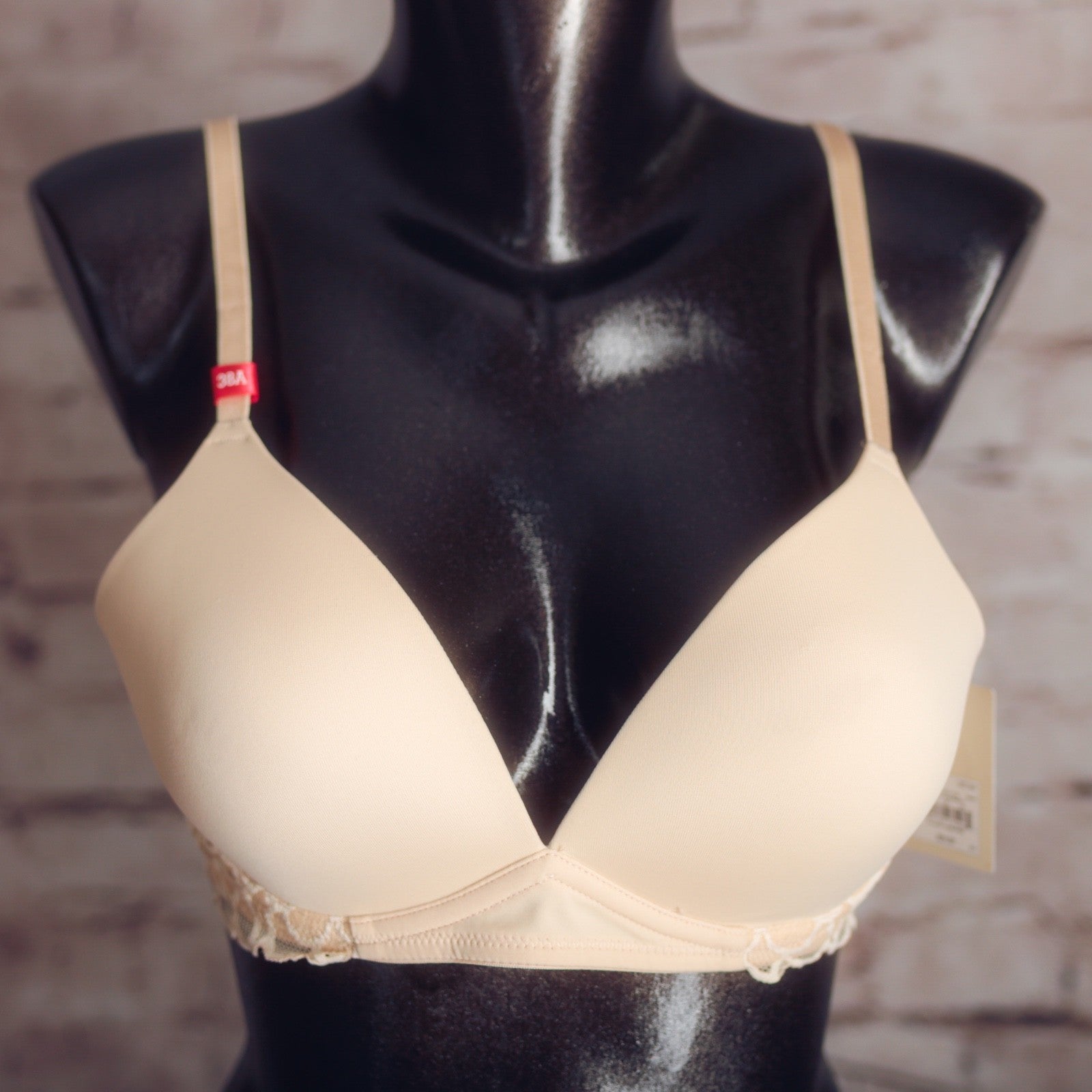 SO Juniors Wireless Training Lightly Lined Padded Lounge Bra Beige 38A NEW