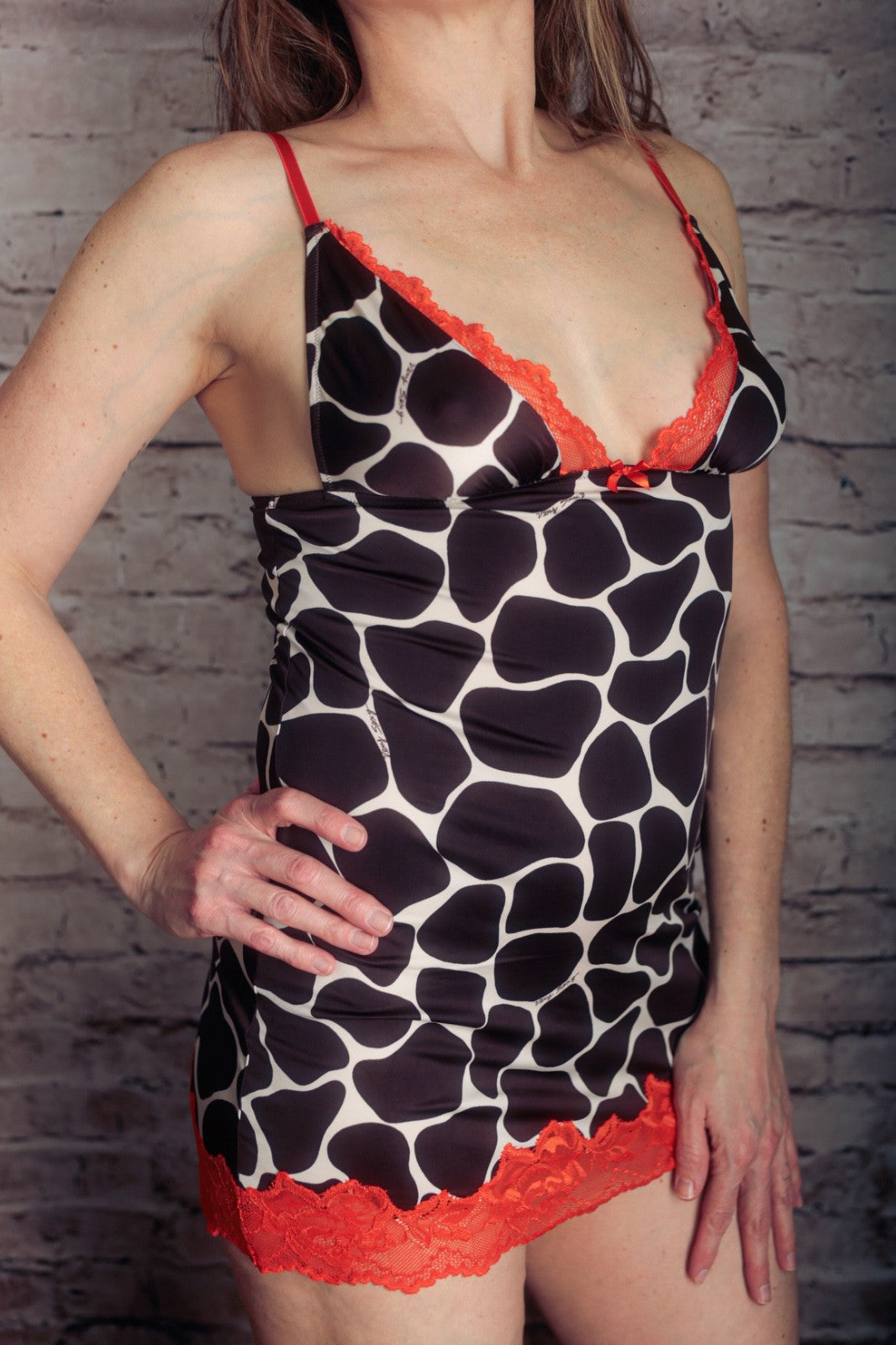 Victoria's Secret Very Sexy Camisole Nightie Small Brown and Orange Giraffe
