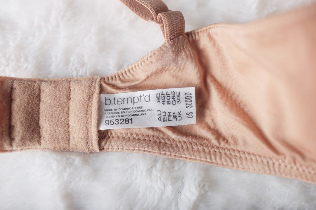 b.tempt'd by Wacoal Future Foundation J-Hook Underwire T-shirt Bra Beige 30DDD 953281