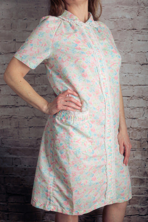 Coffee Time Vintage 80s Retro Floral Cottagecore Snapfront Nightgown Medium