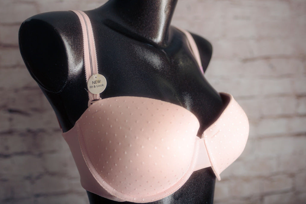 Candie's Pink Pretty Teen Seamless Molded Smooth Underwire T-shirt Bra 34D NEW