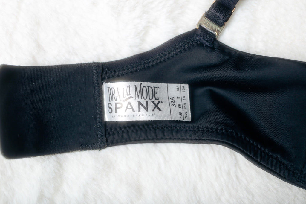 Spanx 32A Bra La Mode Padded Molded Seamless Demi Underwire T-shirt Bra Black