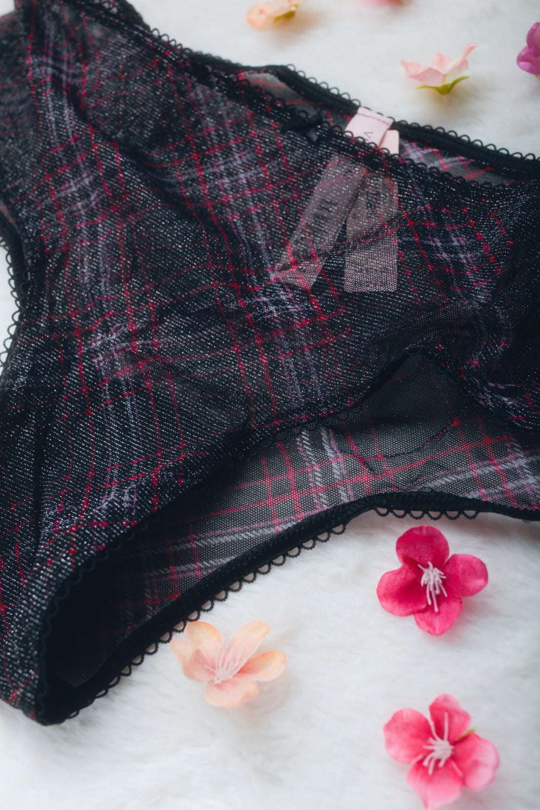 Victoria's Secret Lacie Shimmer Mesh Cheeky Panty Medium Black Plaid NEW