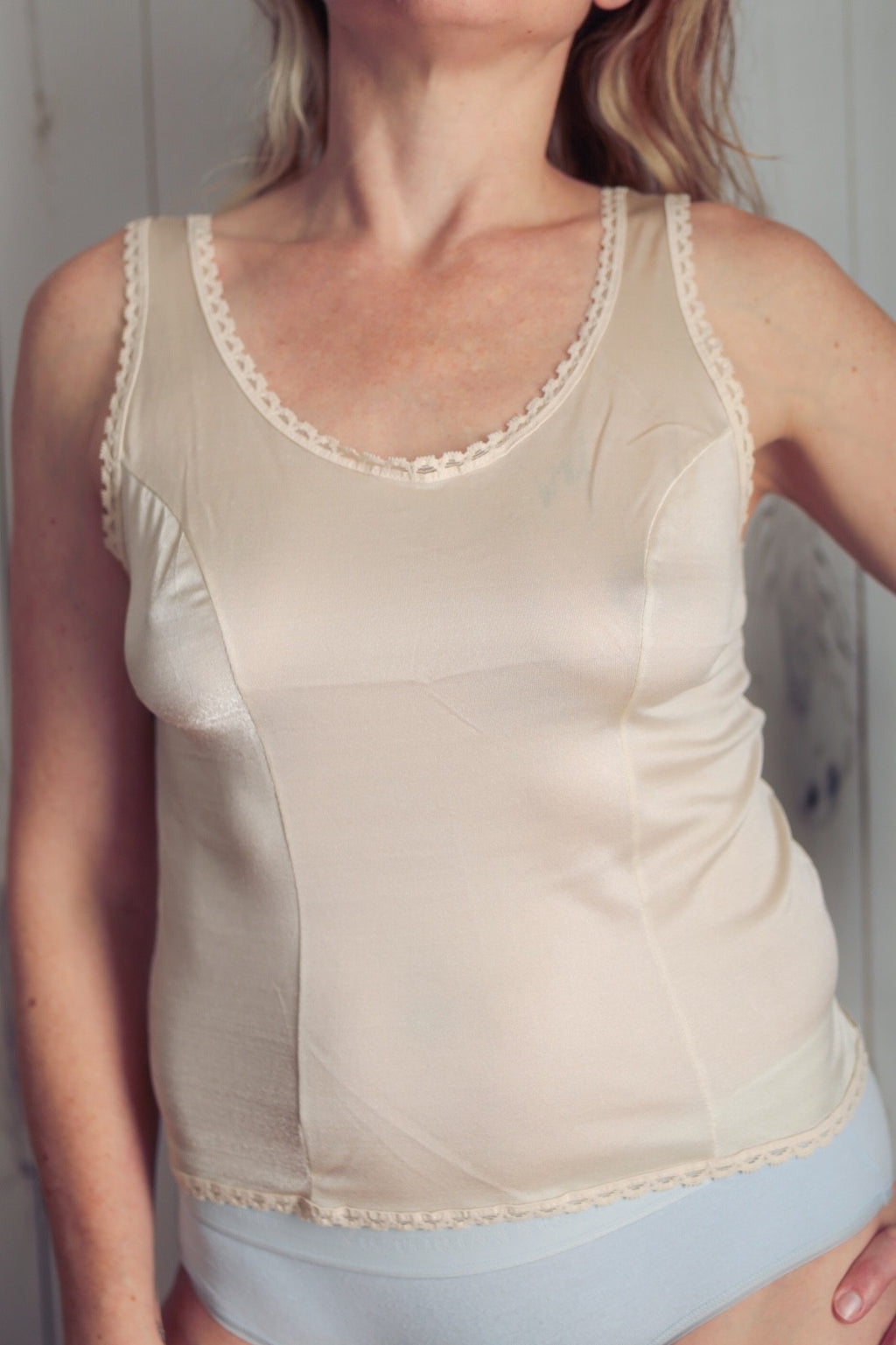 Cabernet Vintage Retro Glam Pinup Silky Soft Satin Cami Camisole 34 Small Ivory