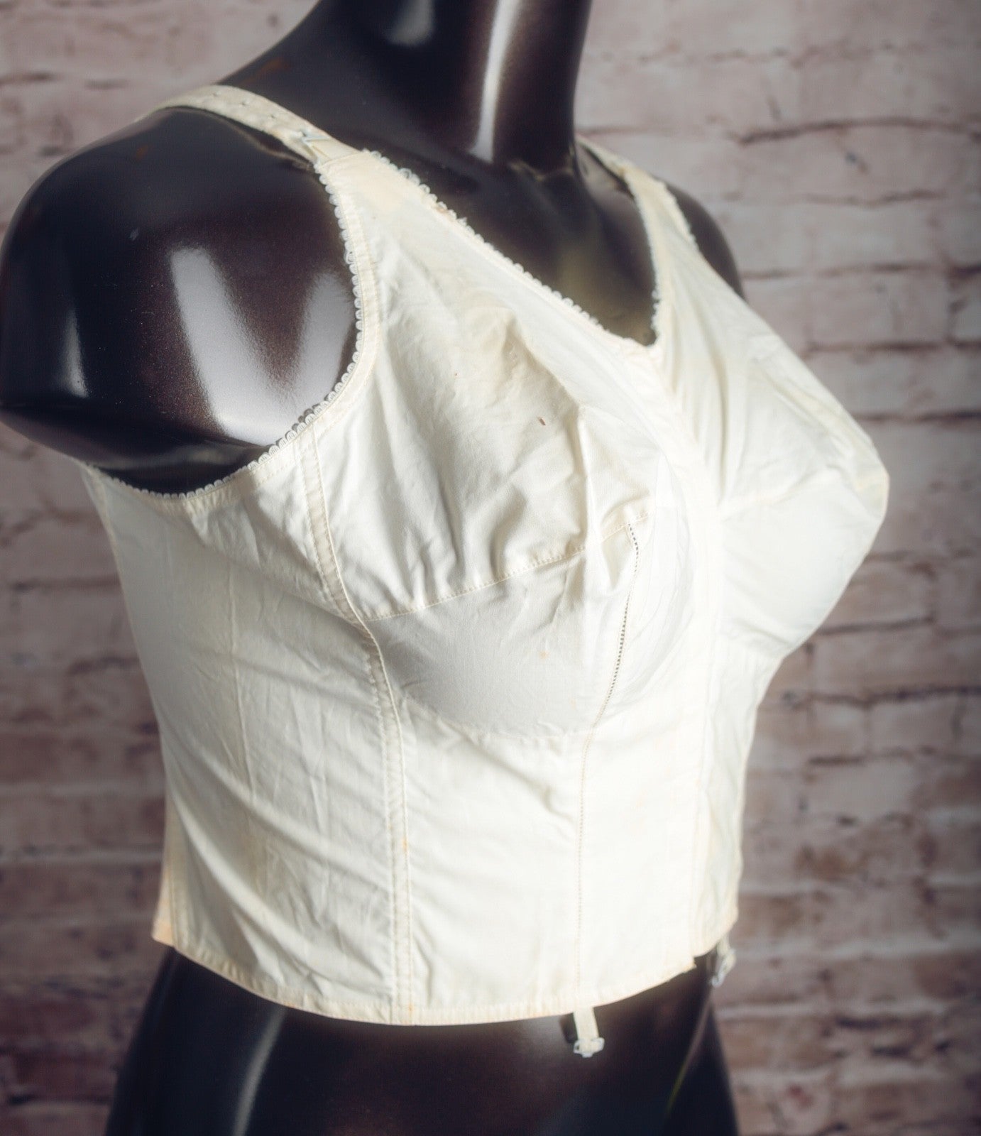 Bestform Vintage 42D Antique Cotton Pointy Bullet Corset Bustier Garter Clip Front Closure Bra White