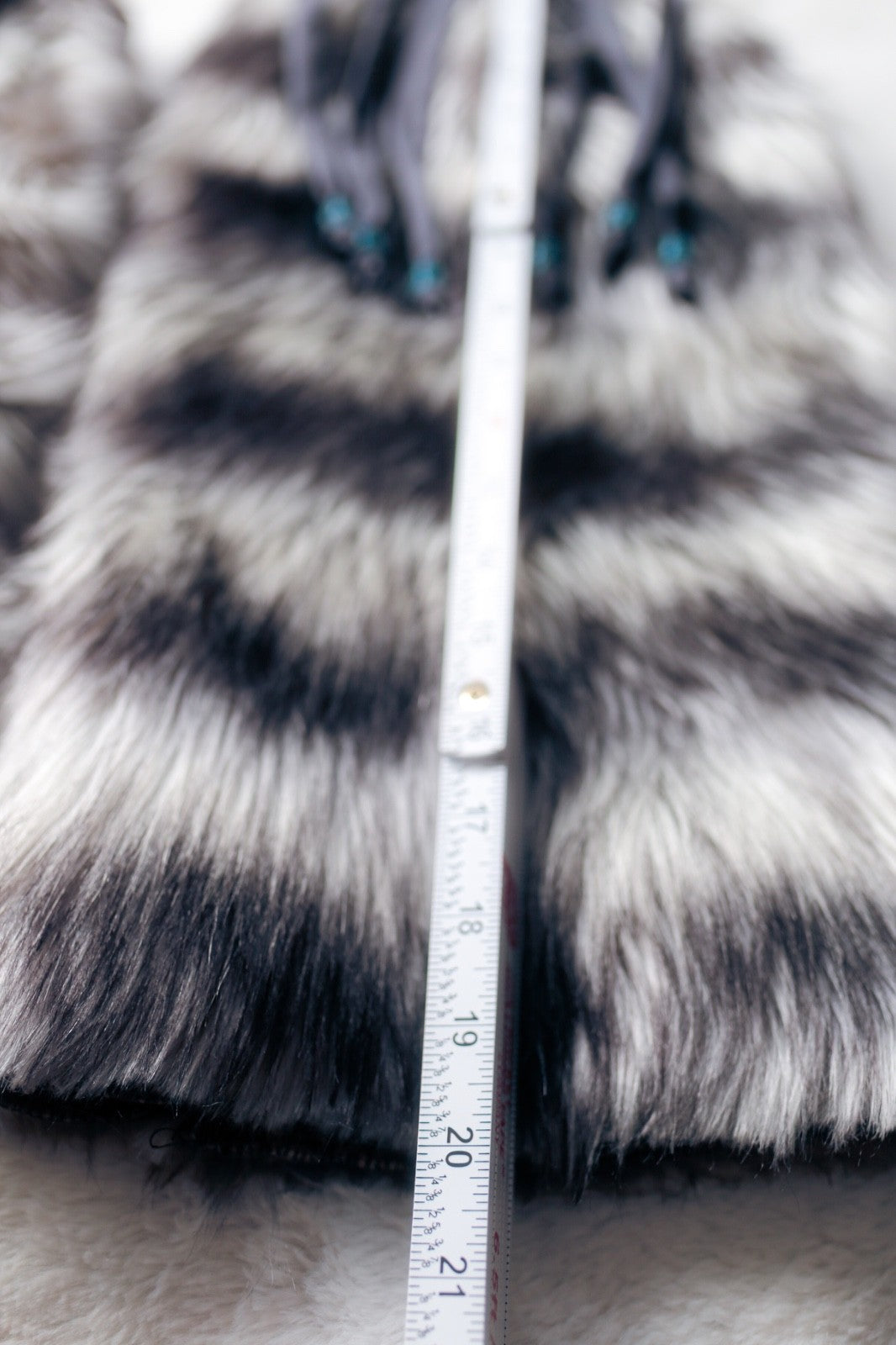 Roma Viking Faux Fur Fuzzy Costume Dance Rave Furry Leg Warmers Boot Covers