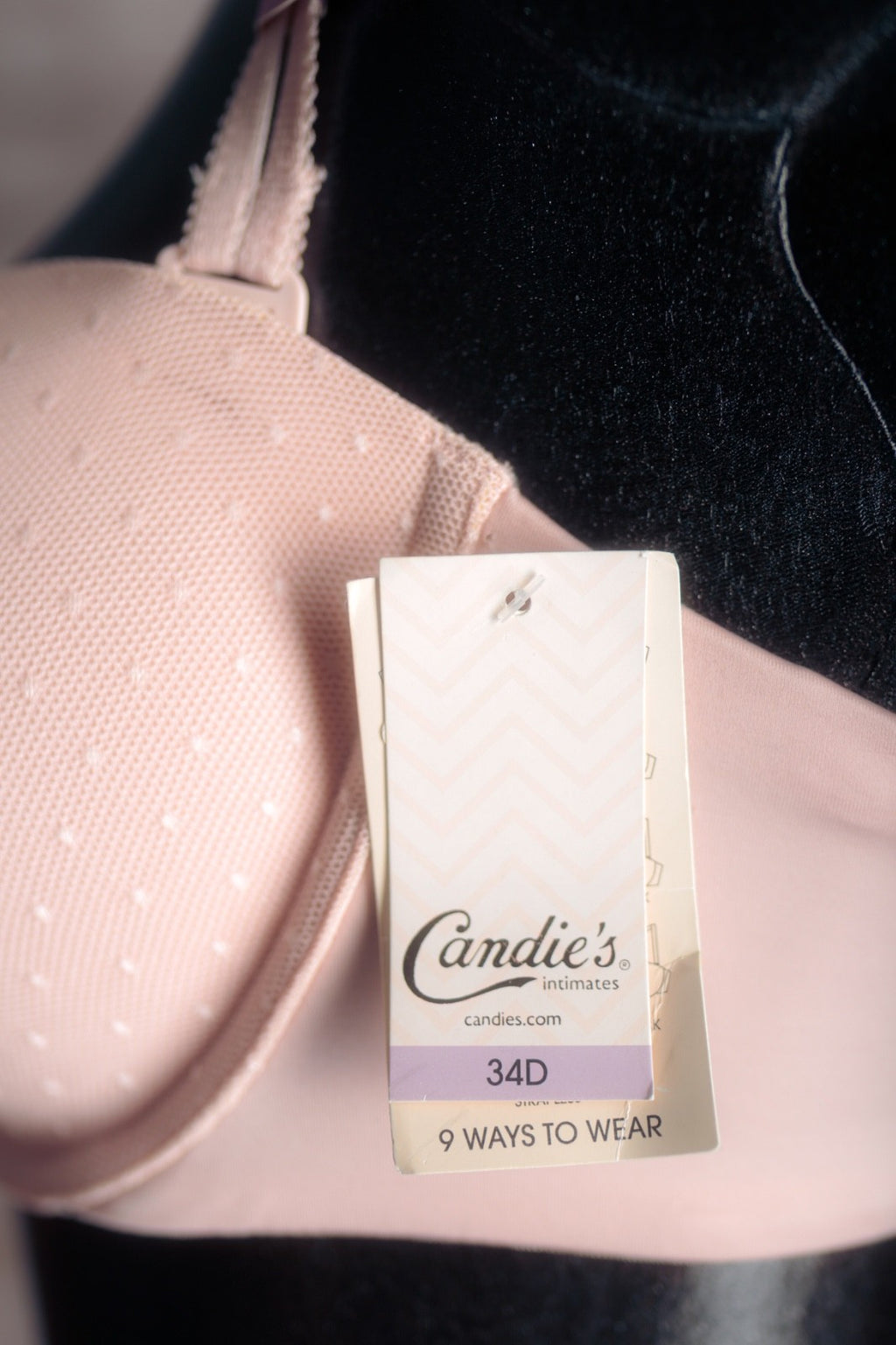 Candie's Pink Pretty Teen Seamless Molded Smooth Underwire T-shirt Bra 34D NEW