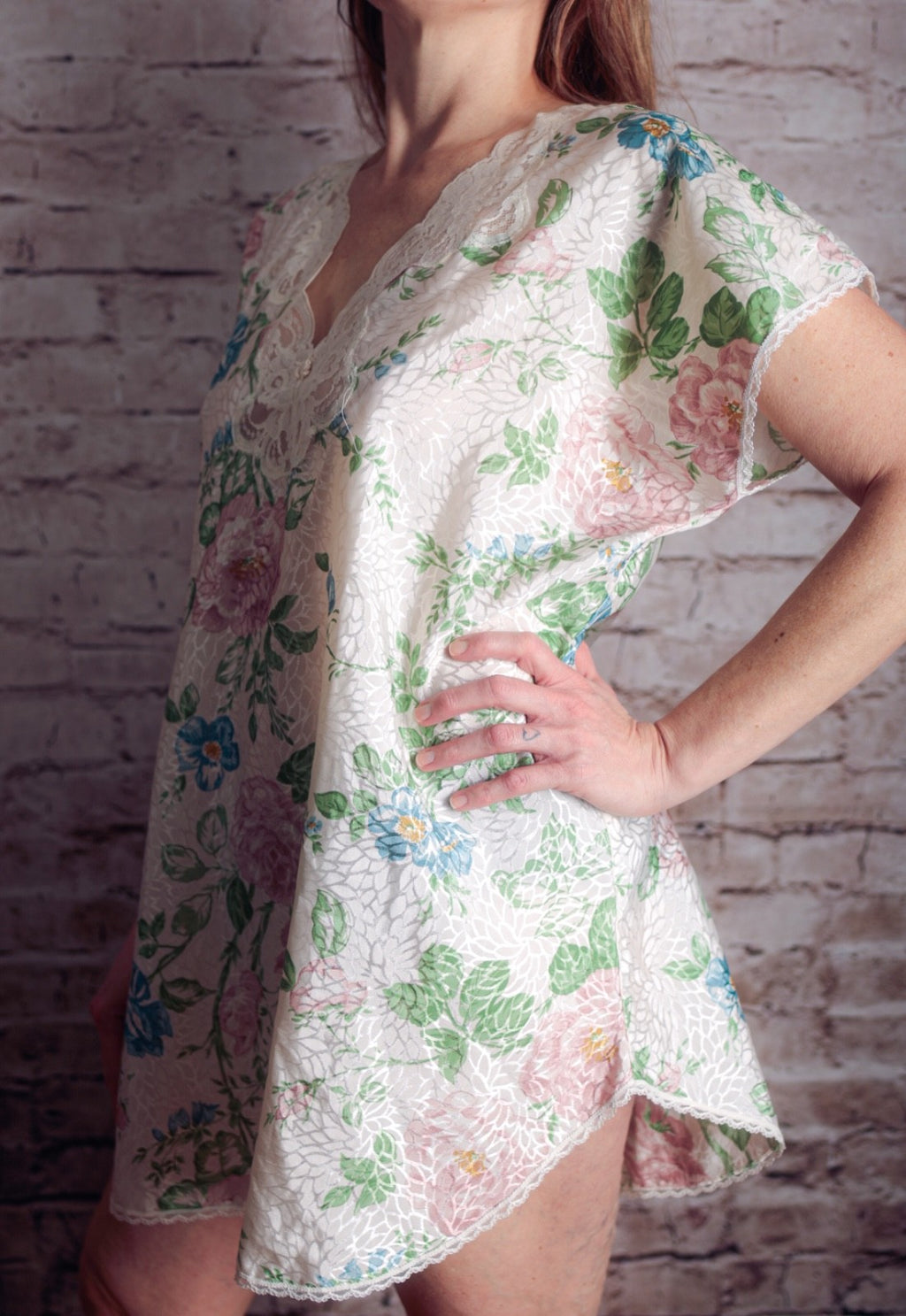 Deena Vintage Retro 80s Shiny Satin FloralChemise Nightgown Medium
