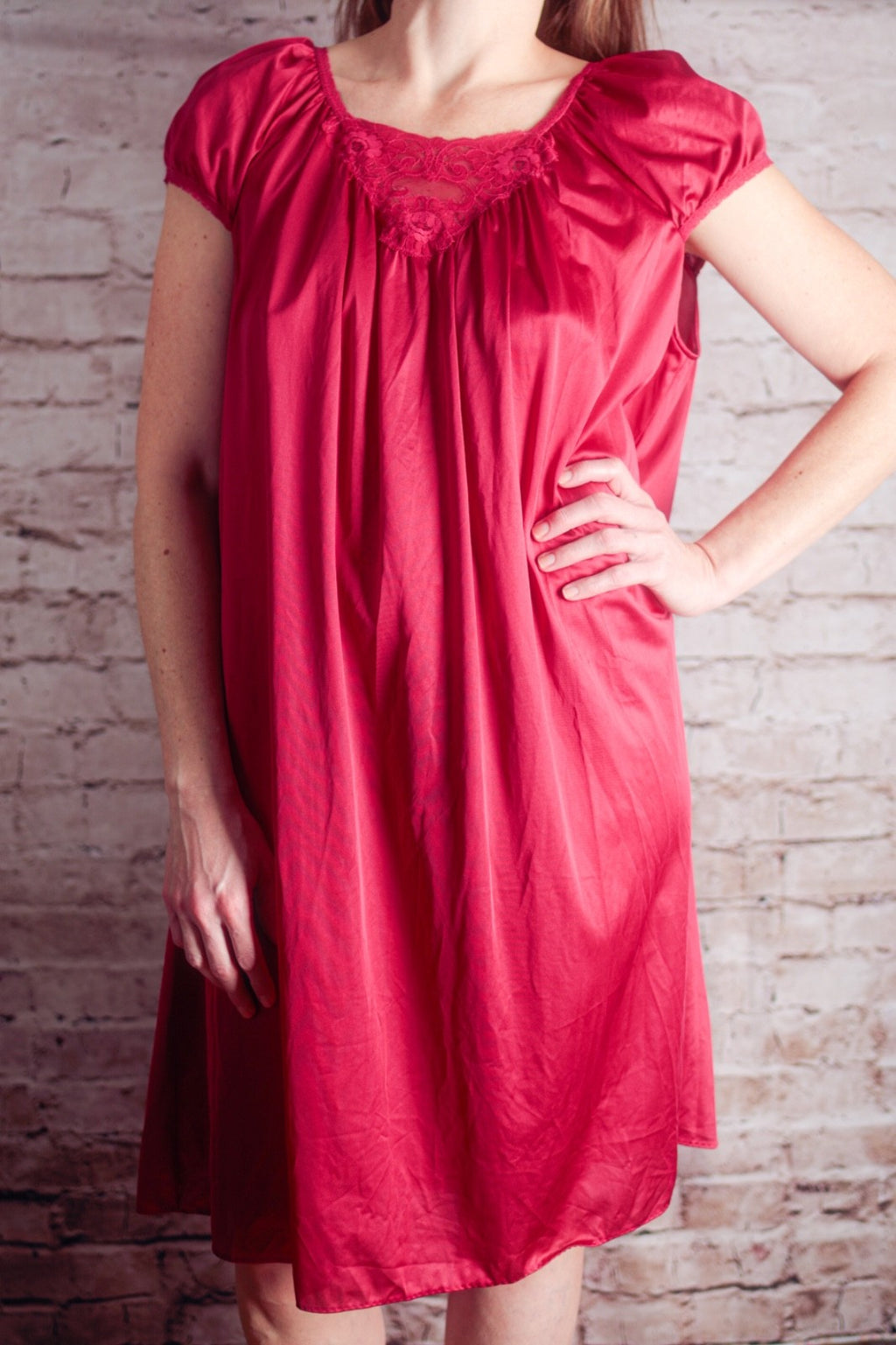 Lorraine Vintage Retro Glam 80s Silky Shiny Satin Chemise Nightgown Large Red