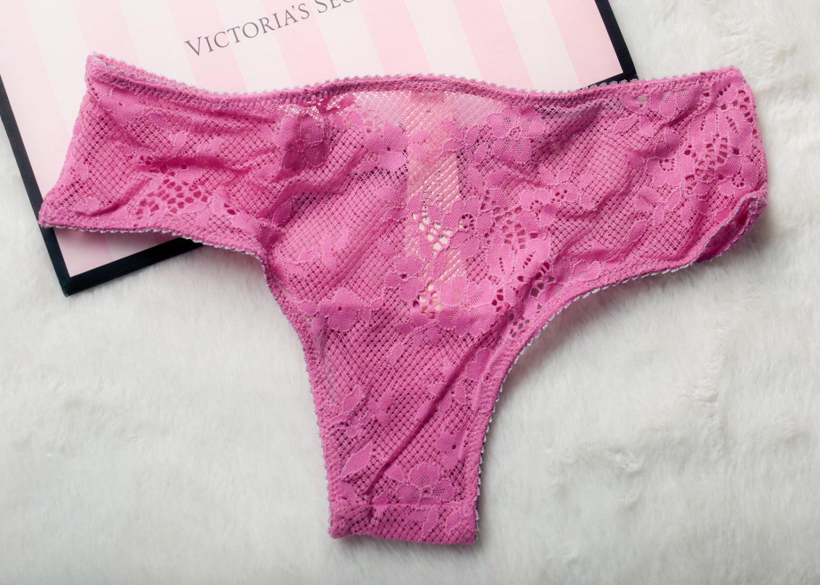 Victoria's Secret Tease Lace Cheeky Panty XS Pink NEW