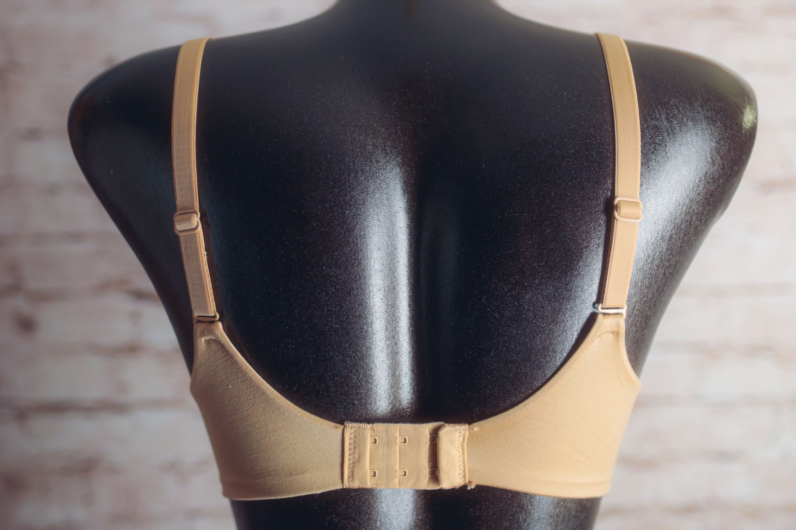 Maidenform Full Coverage Convertible Satin Underwire T-shirt Bra Beige 34C NEW