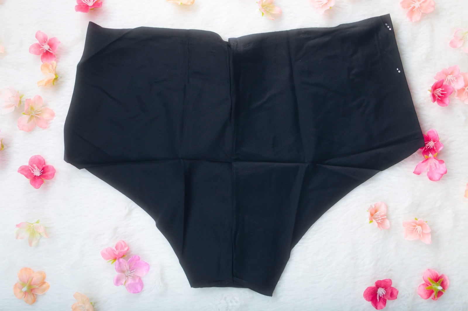 Victoria's Secret No-Show Sparkle Cheeky Panty Briefs Medium Black NEW