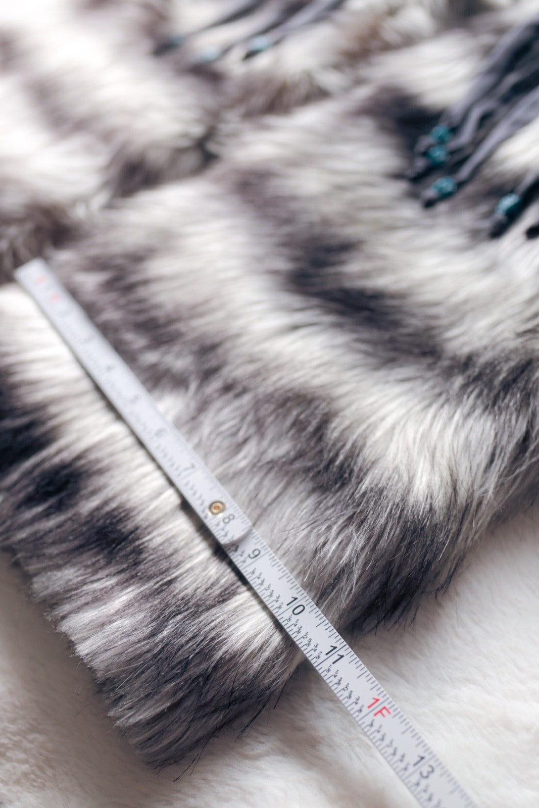 Roma Viking Faux Fur Fuzzy Costume Dance Rave Furry Leg Warmers Boot Covers