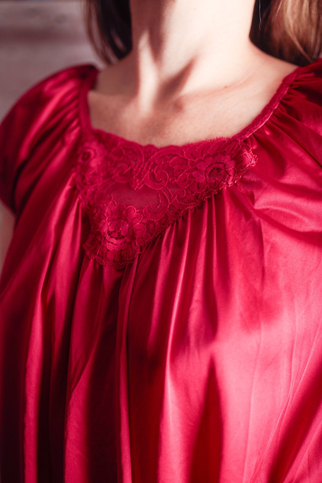 Lorraine Vintage Retro Glam 80s Silky Shiny Satin Chemise Nightgown Large Red