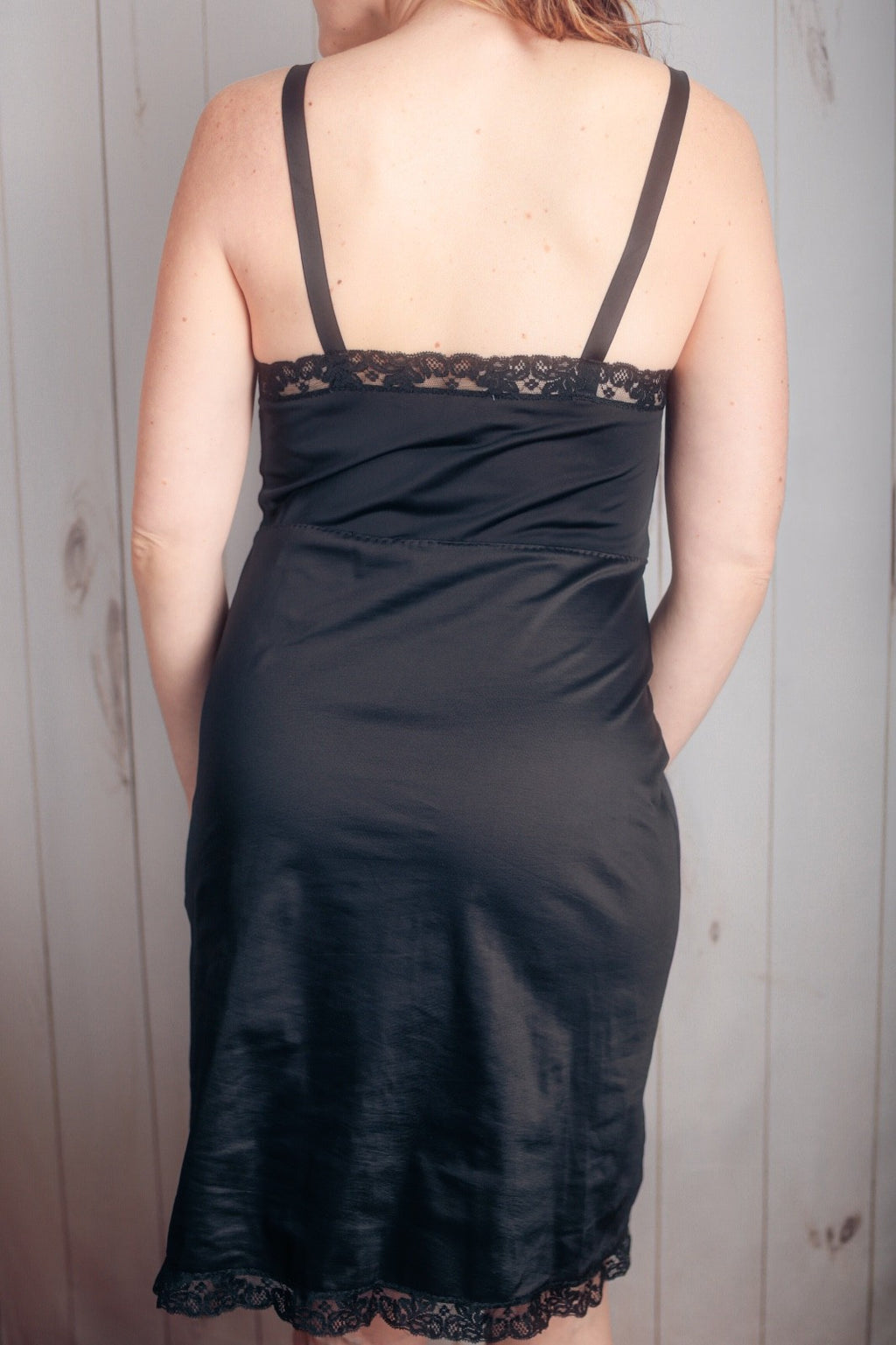 Kayser Vintage Pinup Boudoir 60s Heavy Soft Satin Lace Full Slip 36 Small Black