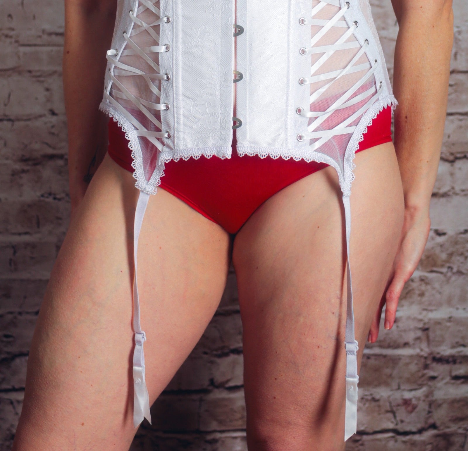 Adore Me Lace Up Boned Victorian Burlesque Overbust Corset White Large NEW