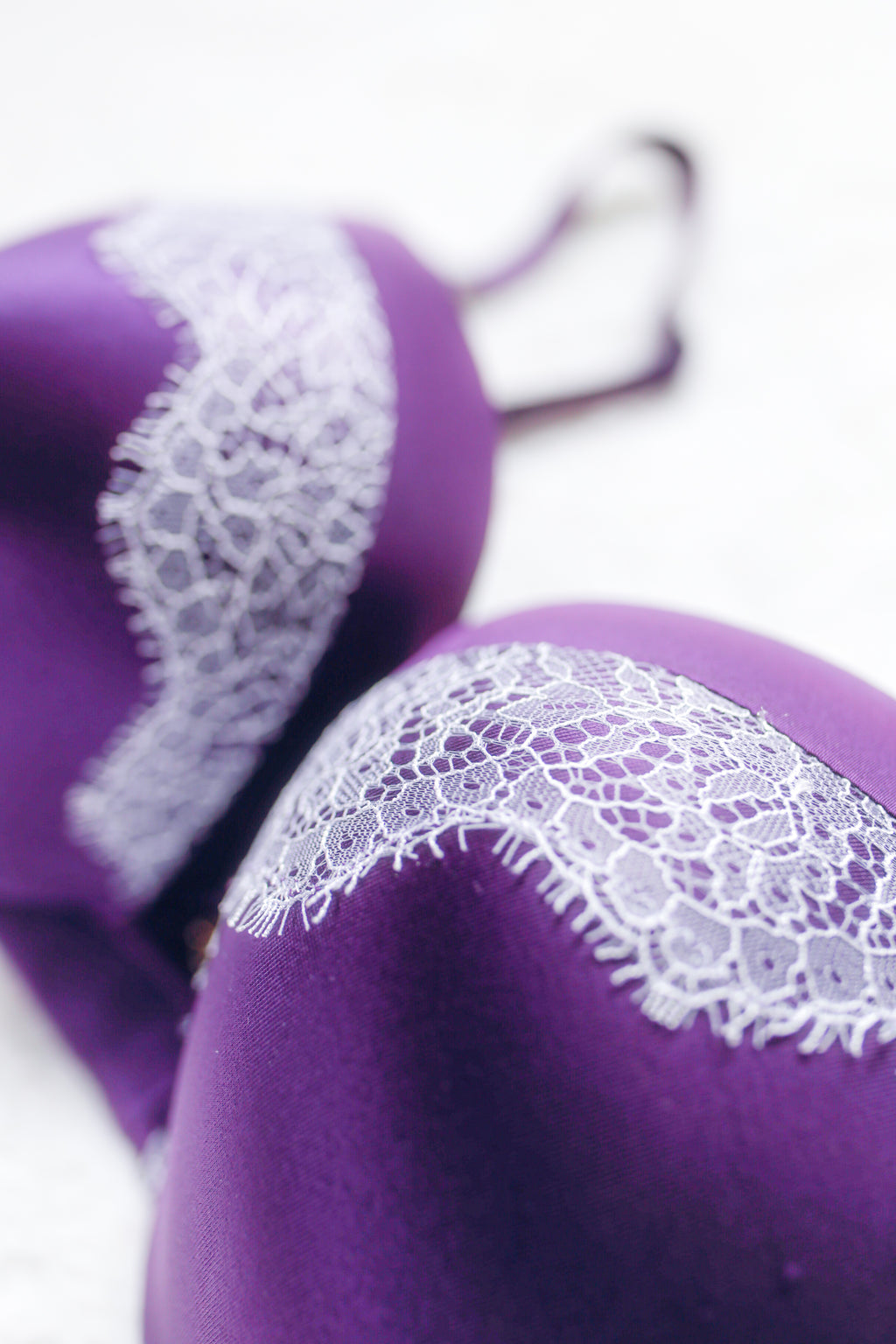 Victoria's Secret Push-up Padded Underwire T-shirt Bra Purple 34DD