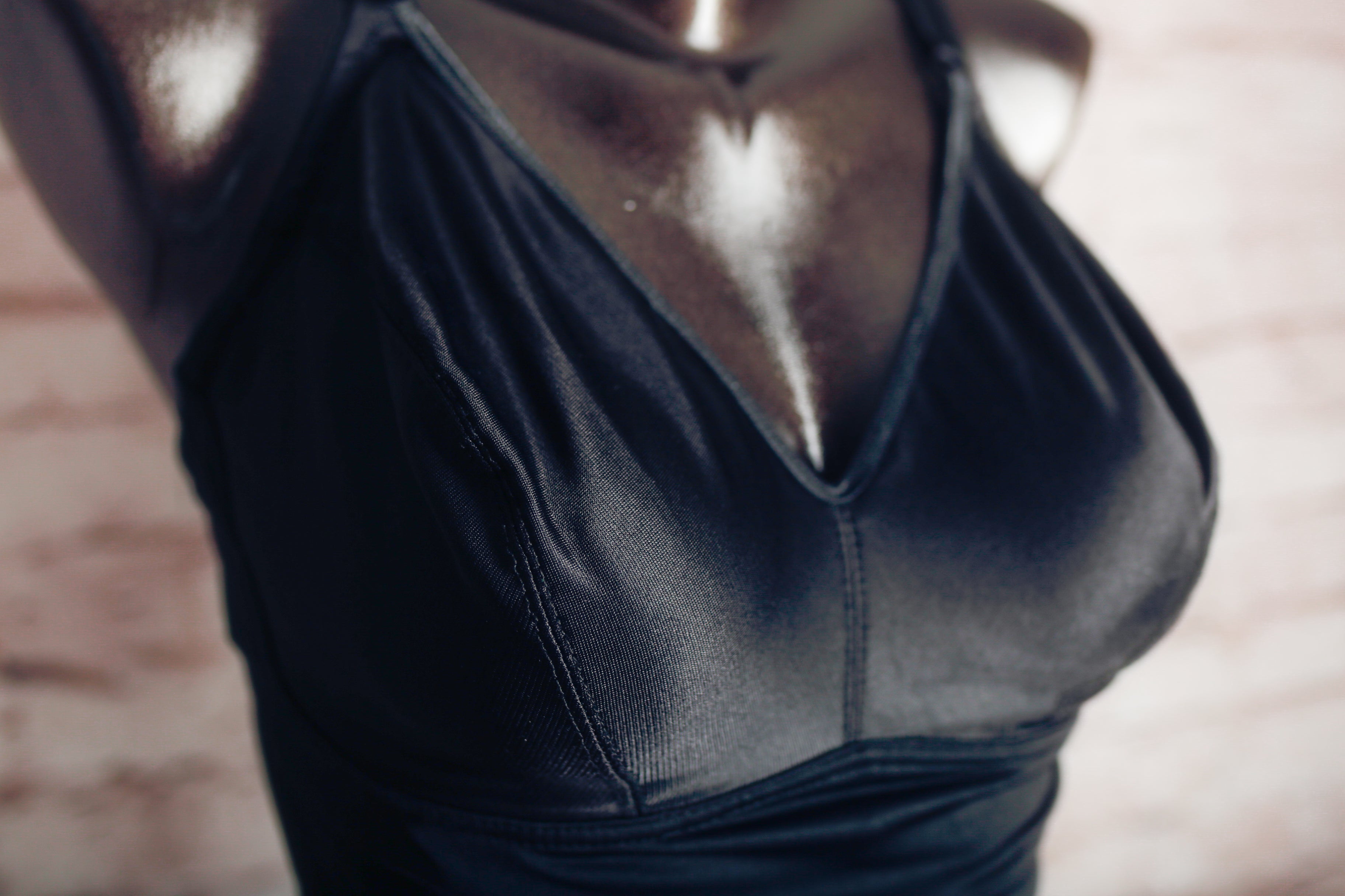 Delicates Satin Smoothing Compression Teddy Bodysuit 36D Black