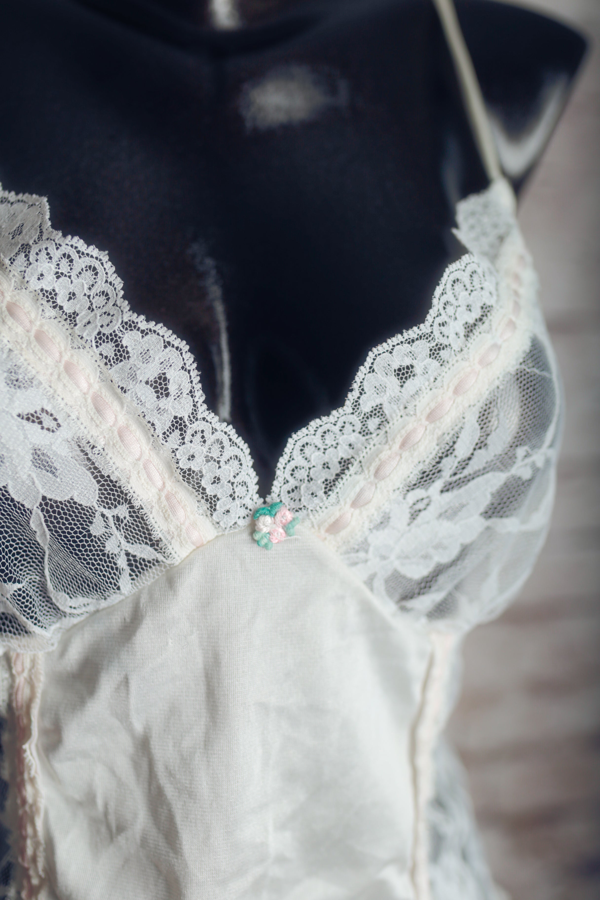 Vintage Sheer White Satin and Lace Camisole Lingerie Medium