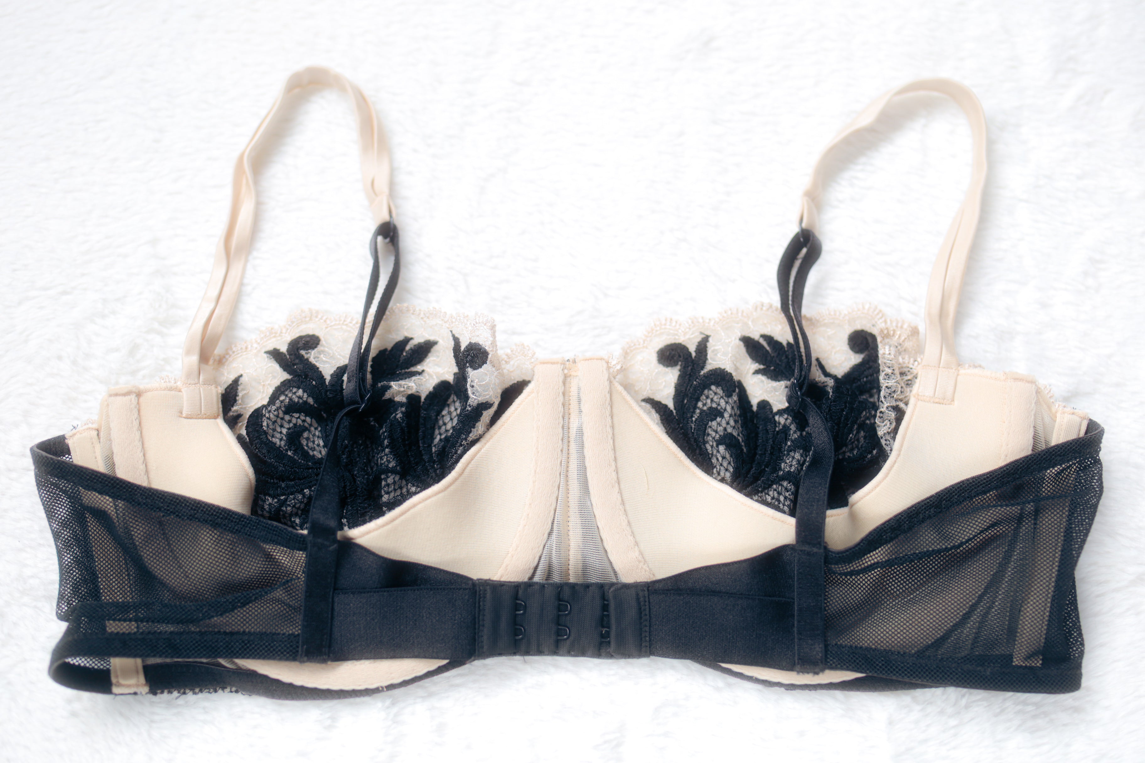Victoria's Secret Vintage Burlesque Black Beaded Lace Balconette Bra 38D