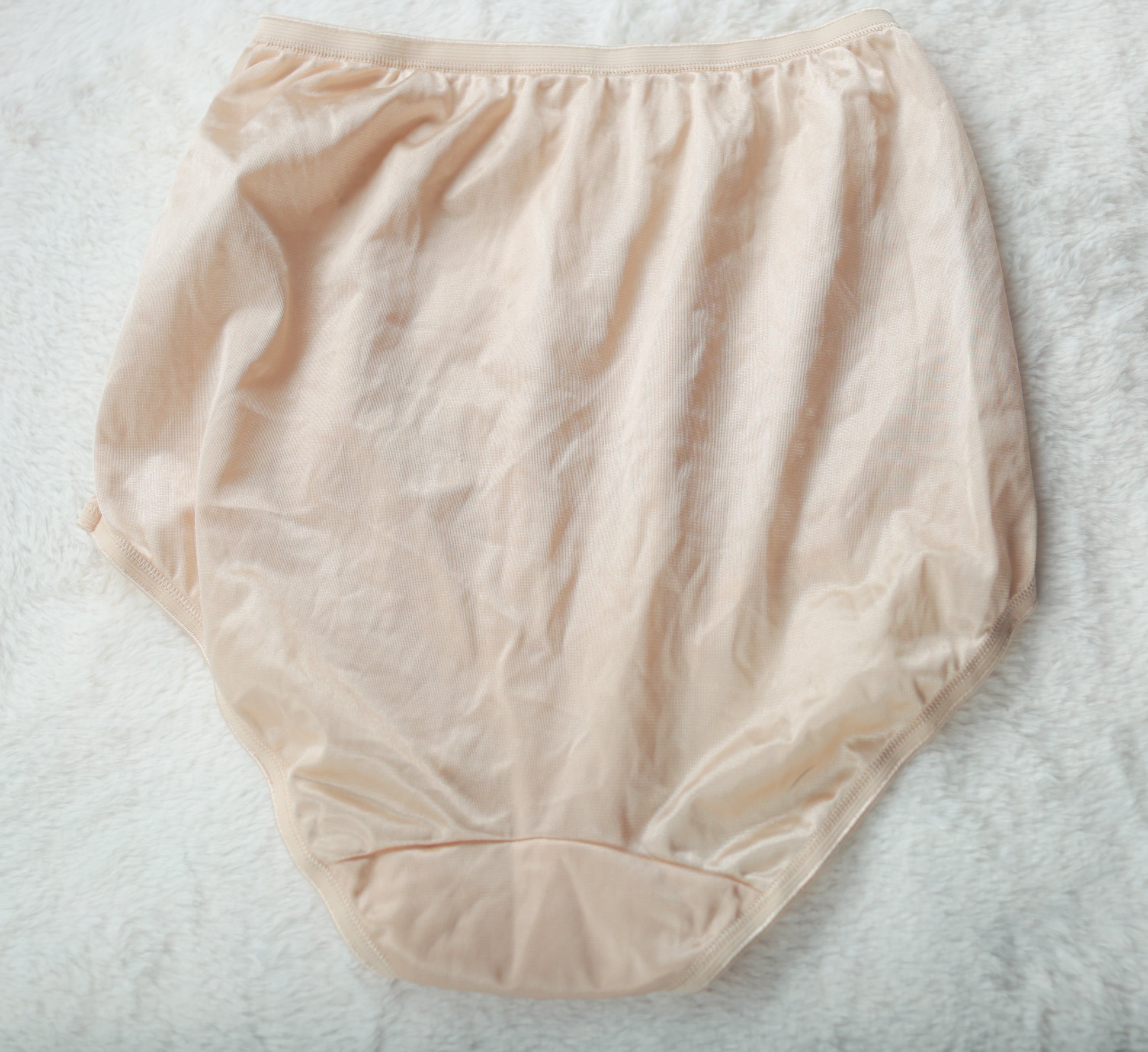 JCPenney Adonna Vintage Silky Satin High Rise Full Back Brief Panties 6 Medium Nude NEW