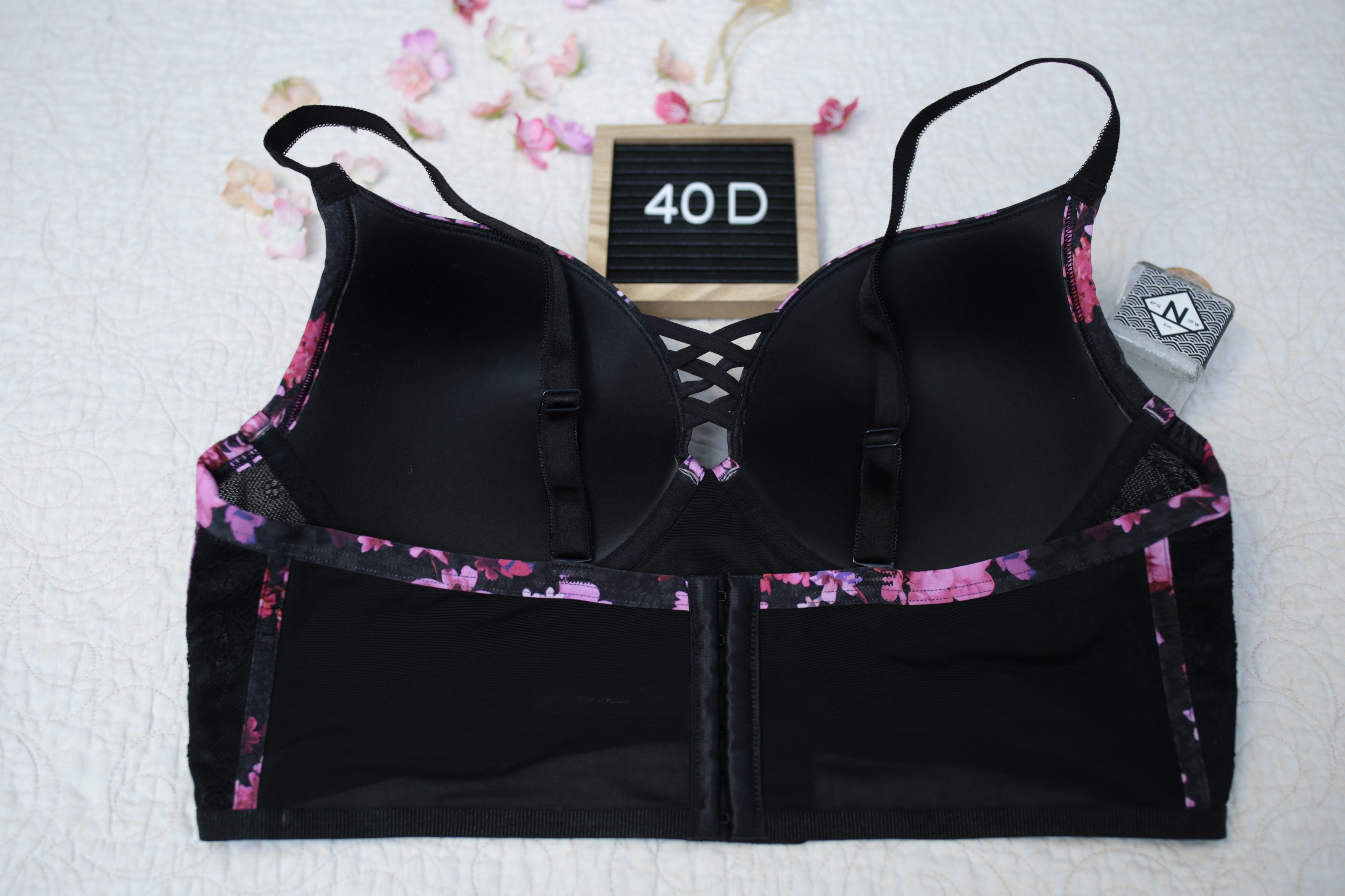 Torrid Curve 40D Longline Underwire Bra Floral Pink and Black Lace