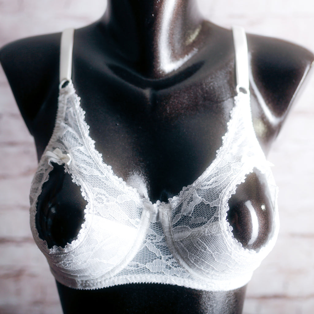 Frederick's of Hollywood Vintage Lace Open-cup Peek-a-boo Ouvert Bra White 36
