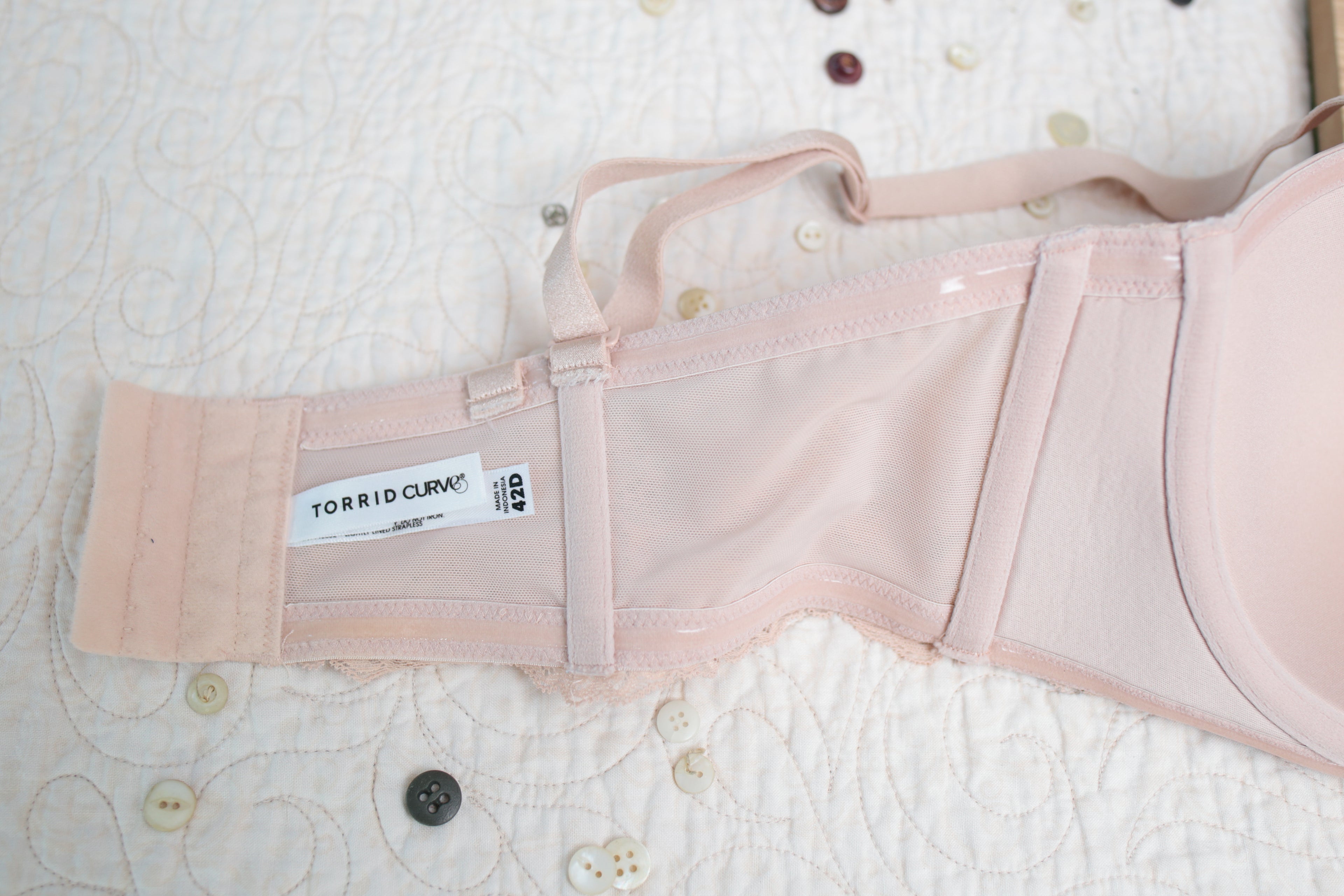 Torrid Curve 42D Convertible Underwire T-shirt Bra Pink Nude