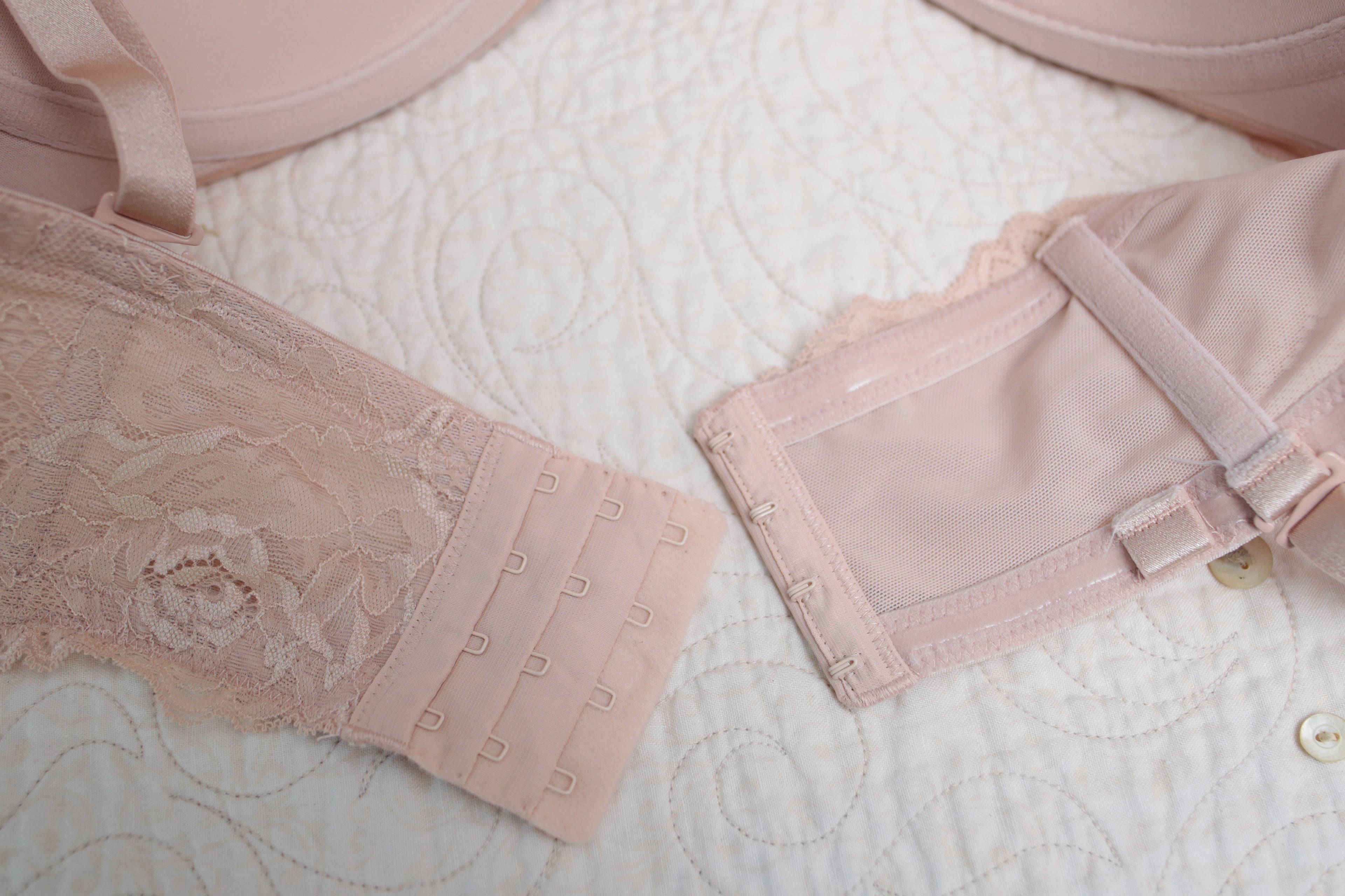 Torrid Curve 42D Convertible Underwire T-shirt Bra Pink Nude