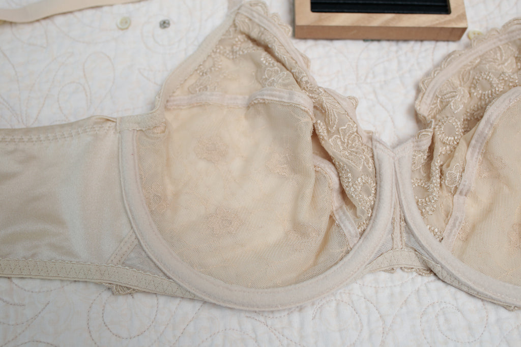 Wacoal 42C Renaissance Rose 85720 Unlined Lace Underwire Bra