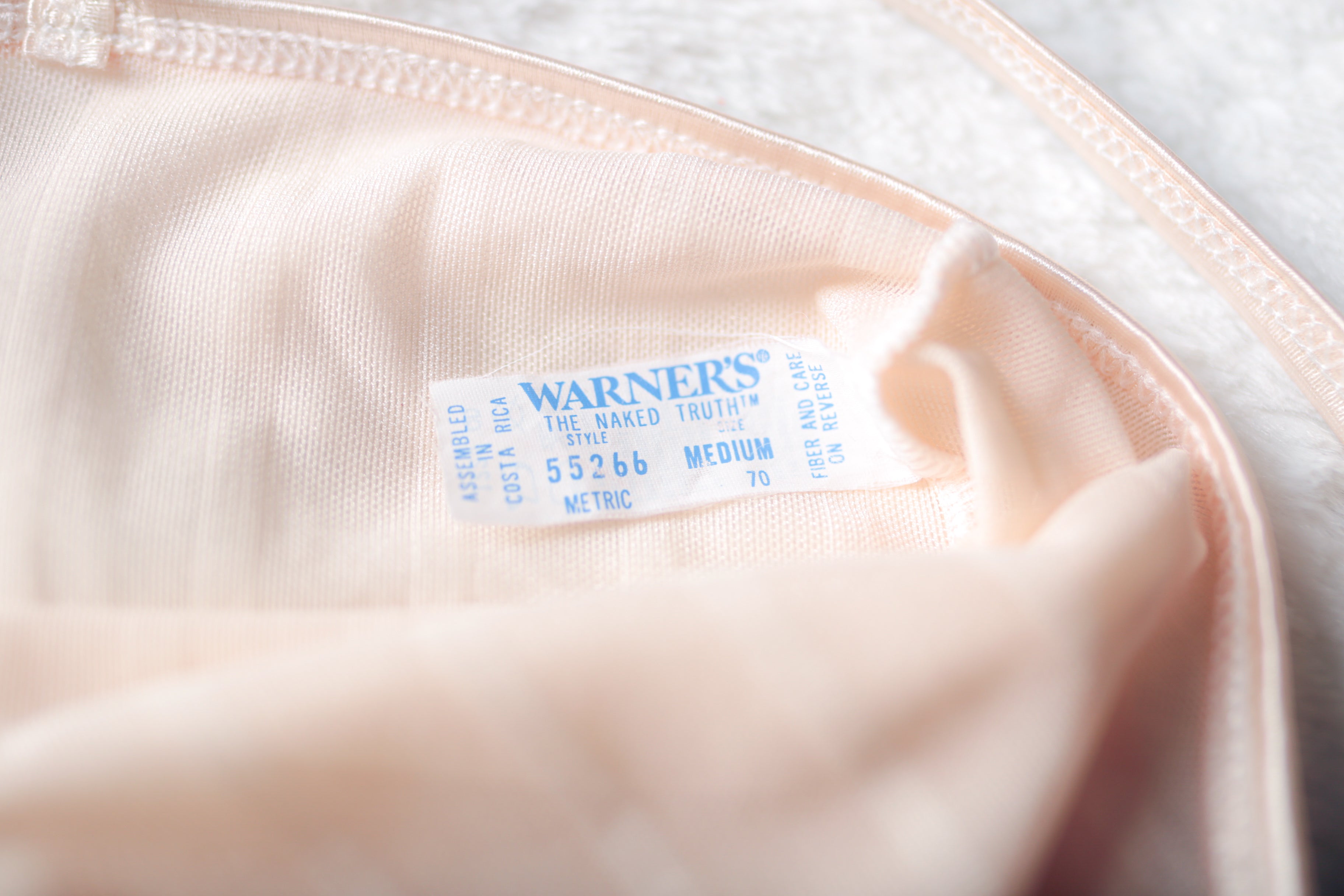 Warner's Vintage Naked Truth Sheer Mesh Breathable Cami Medium Ivory