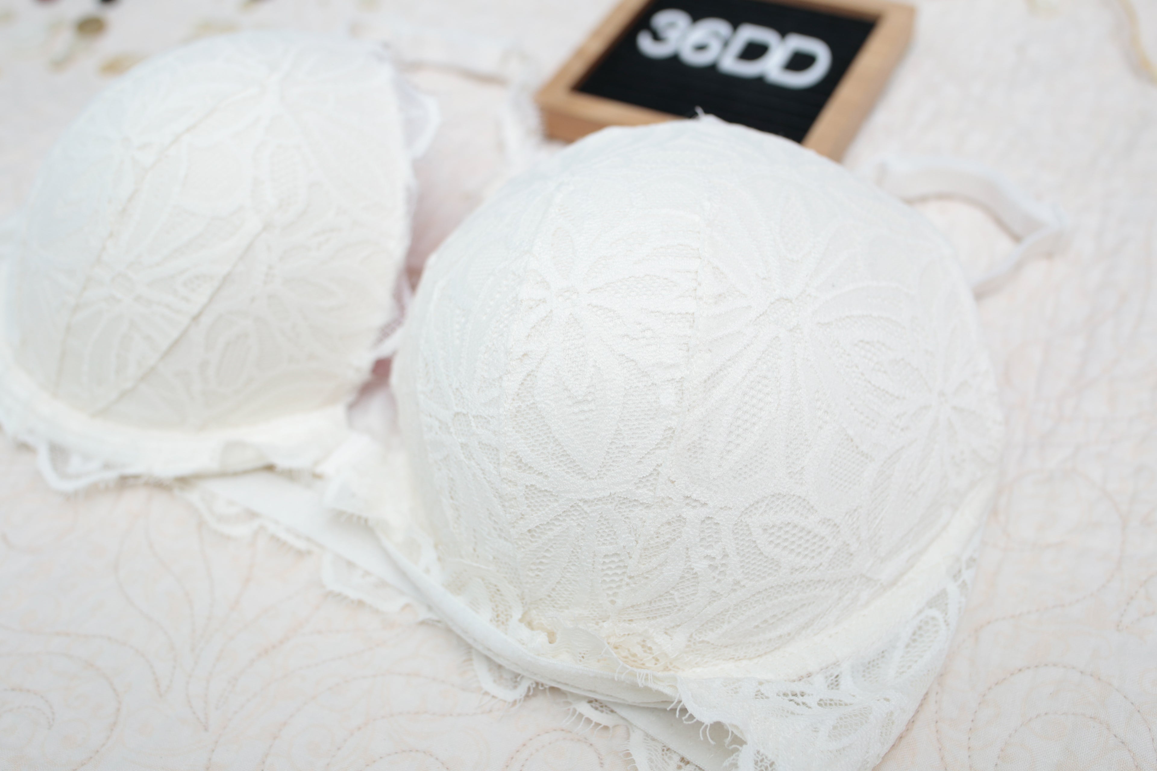 Pink by Victoria's Secret 36DD Racerback Front Closure Push-up Bra White Lace