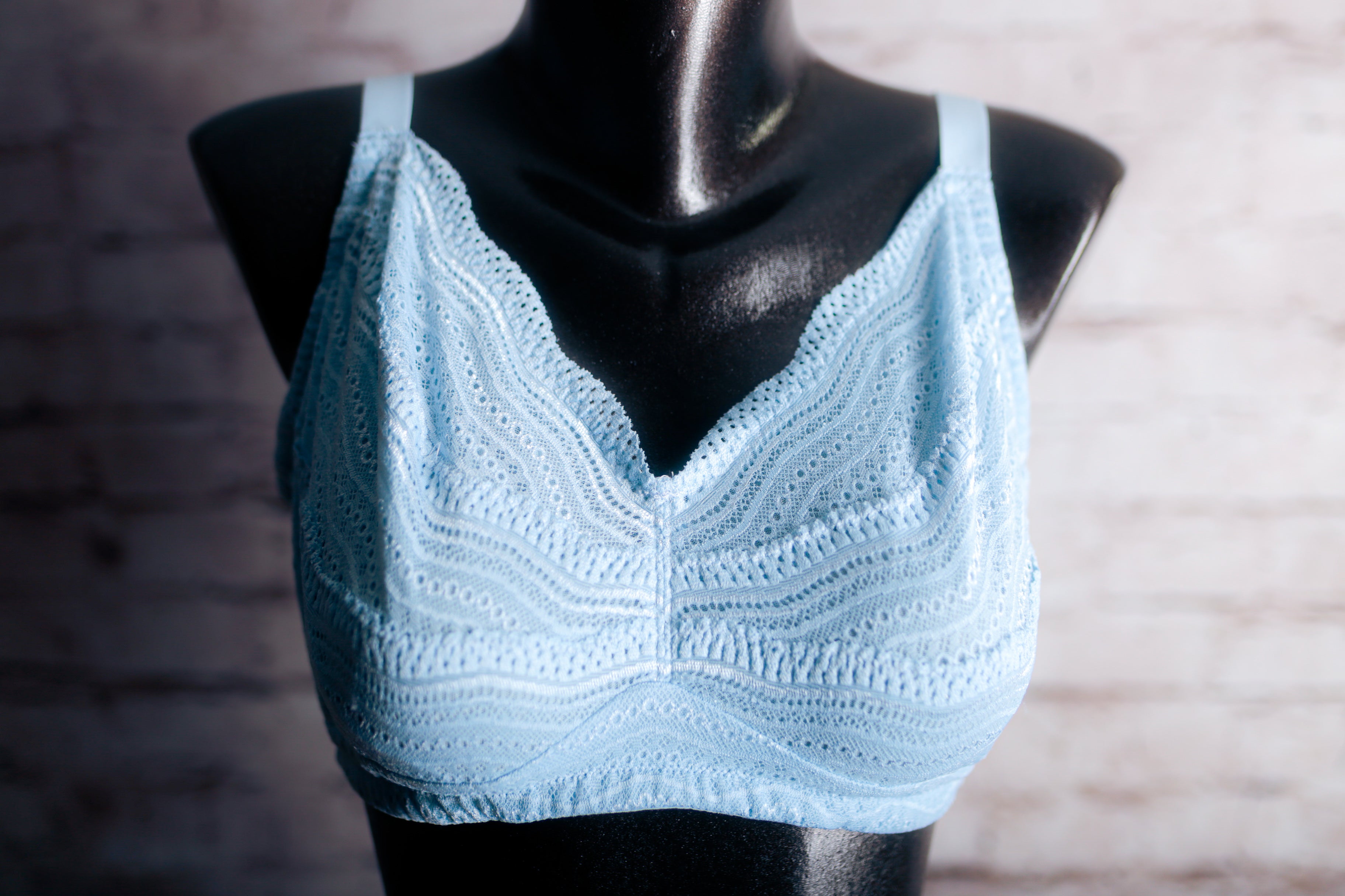 Cosabella Dolce Curvy Bralette Unlined Boho Lace Wireless Bra Blue Medium
