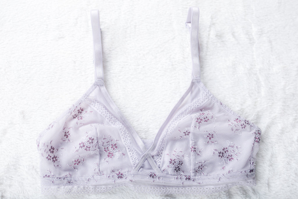 Auden Unlined Boho Sheer Lace Wireless Bralette Lavender Purple Medium