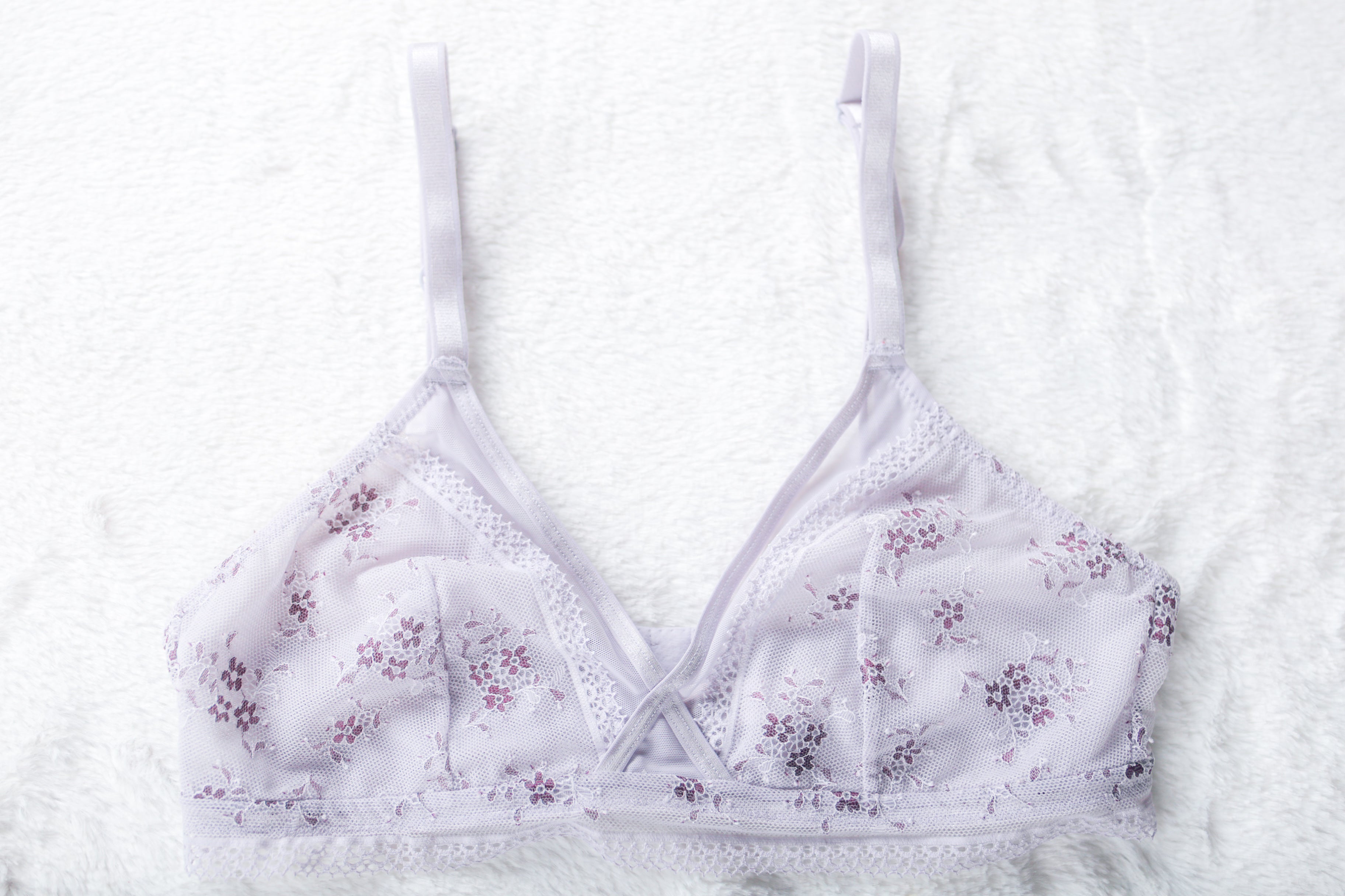 Auden Unlined Boho Sheer Lace Wireless Bralette Lavender Purple Medium