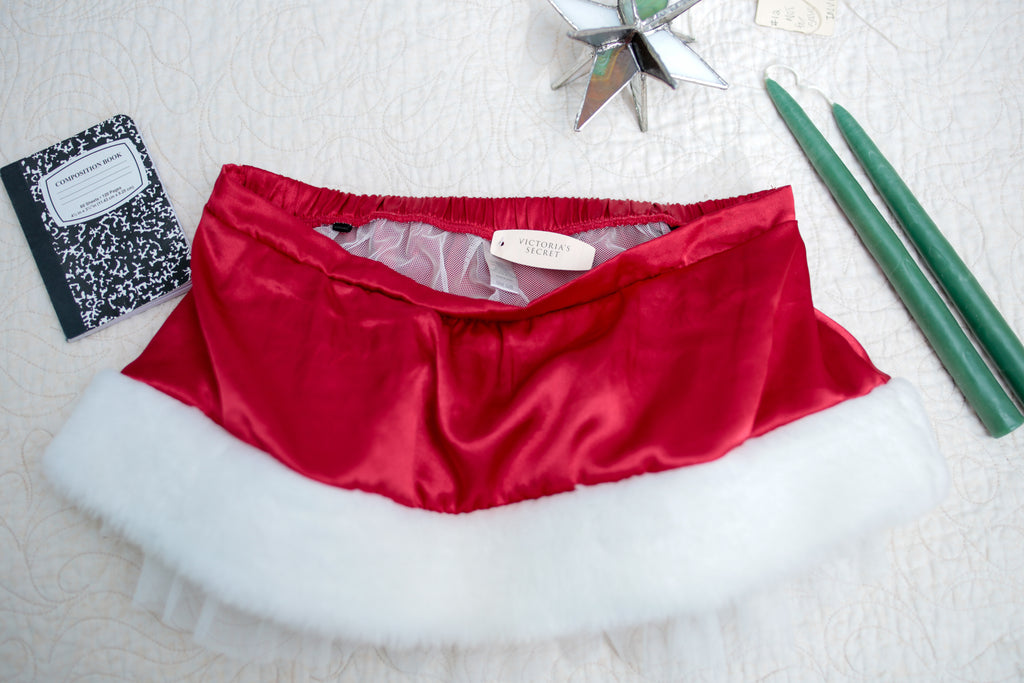 Victoria's Secret Garter Suspenders Christmas Red White Fur Trimmed One Size NEW