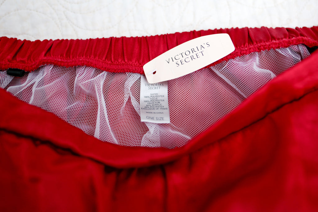 Victoria's Secret Garter Suspenders Christmas Red White Fur Trimmed One Size NEW