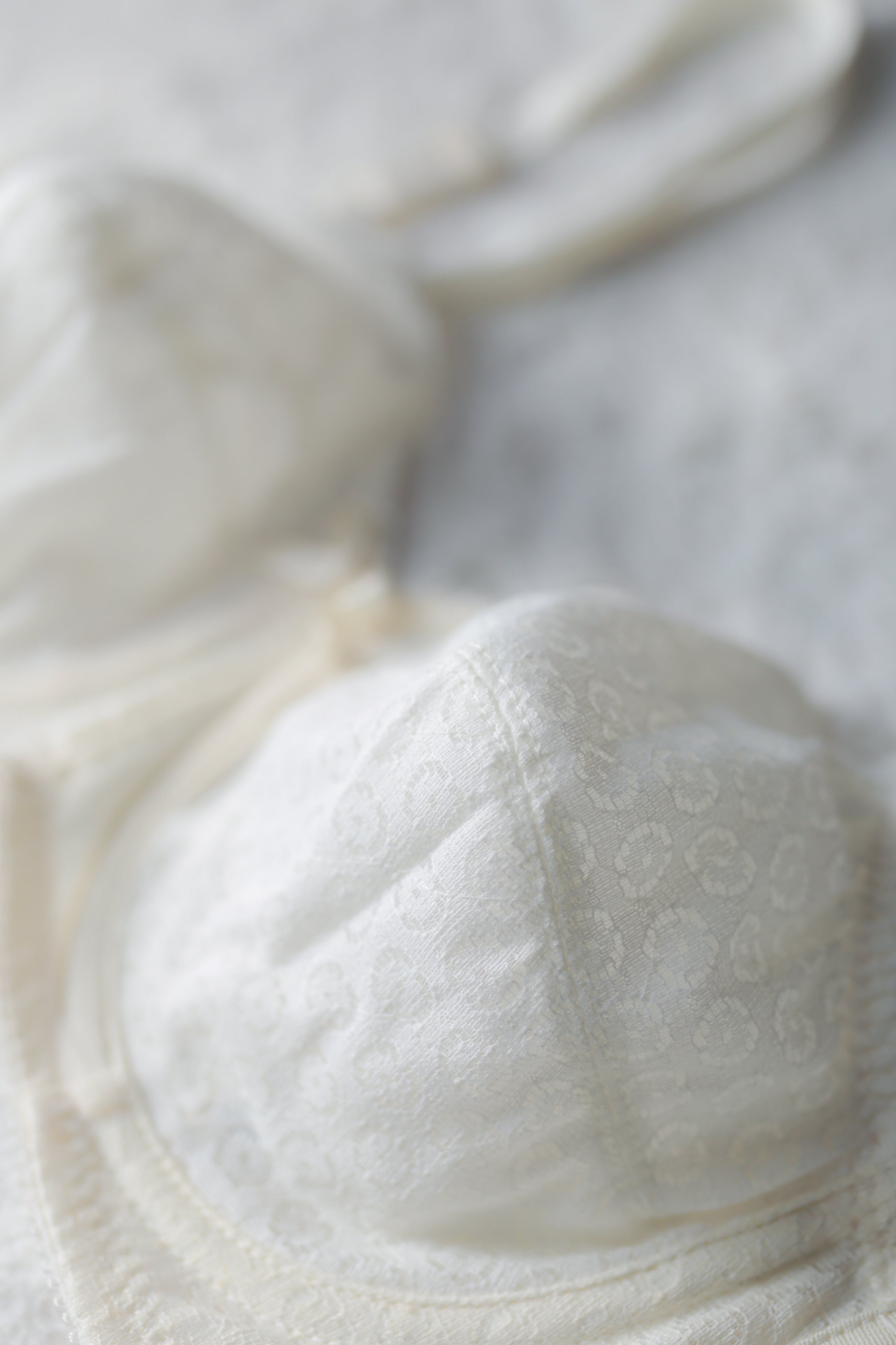 Bali Vintage 2620 Sno-Flake Retro Unlined Satin Lace Bullet Bra 34B White NEW