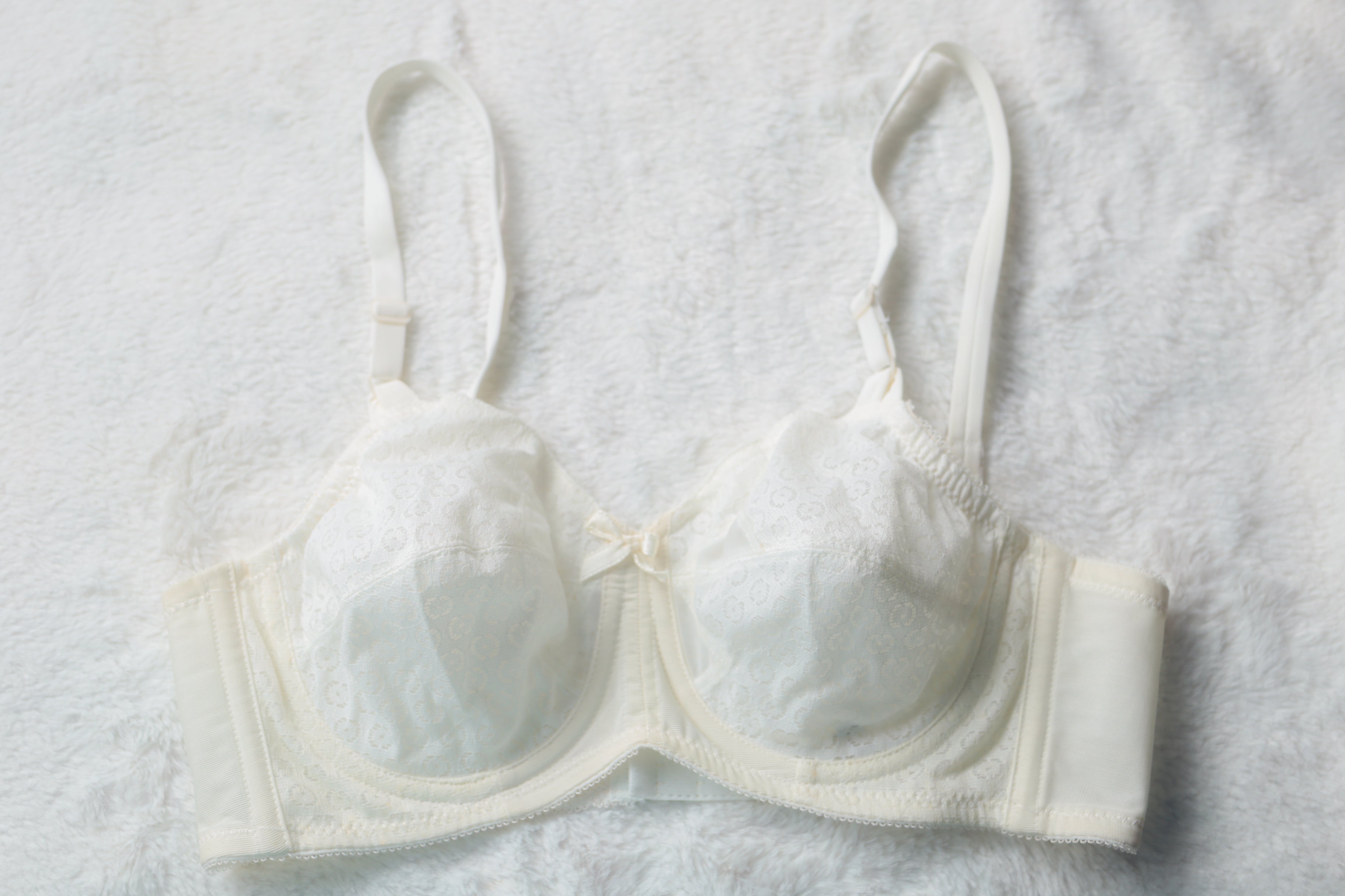 Bali Vintage 2620 Sno-Flake Retro Unlined Satin Lace Bullet Bra 34B White NEW