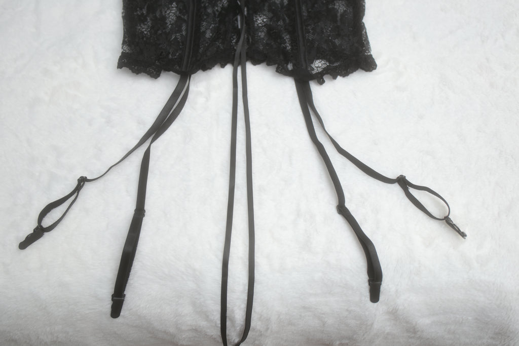 Pretty Little Thing Lace-up Corset Suspenders Lingerie Medium Floral Lace NEW