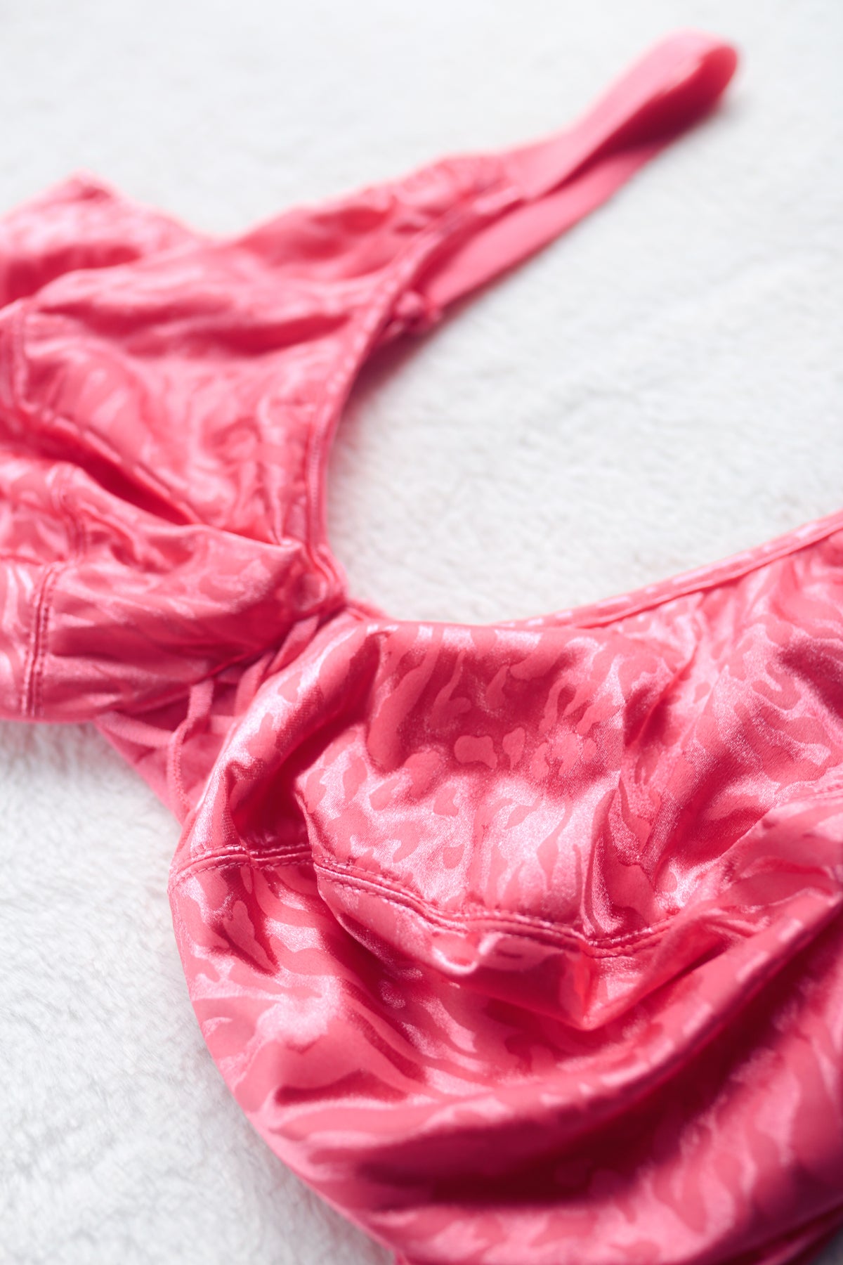 Vassarette 75-821 Retro Second Skin Satin Bra Pink 38DD