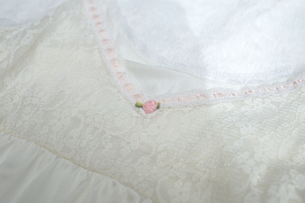 90s Vintage White Satin Full Slip Gown Lingerie: Size LARGE