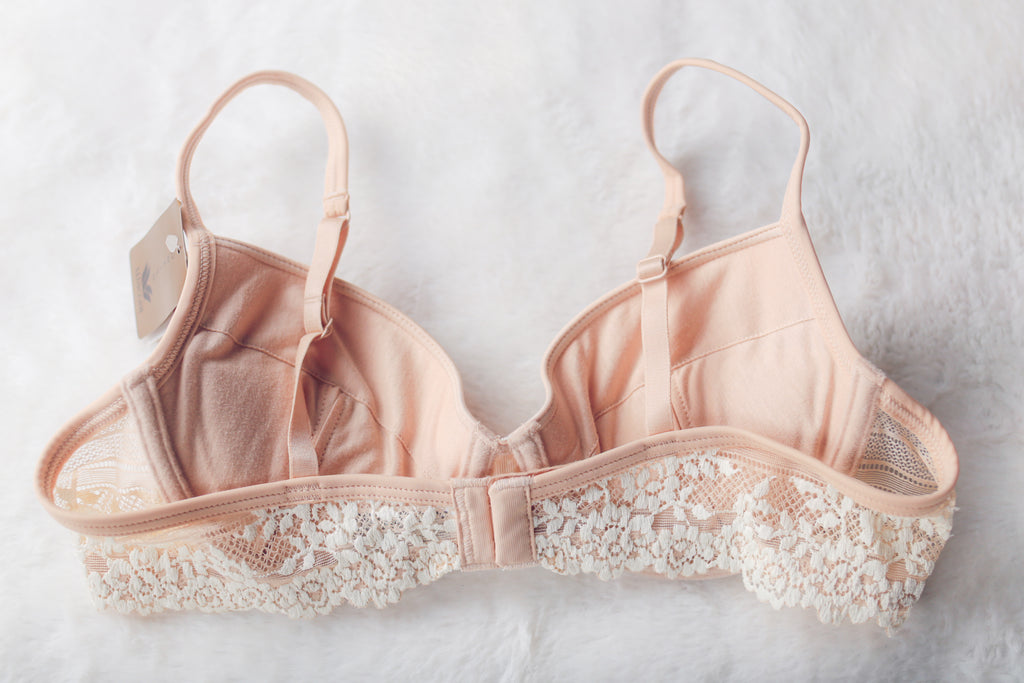 Wacoal 36A Embrace Lace 75891 Molded Underwire T-shirt Bra Beige NEW